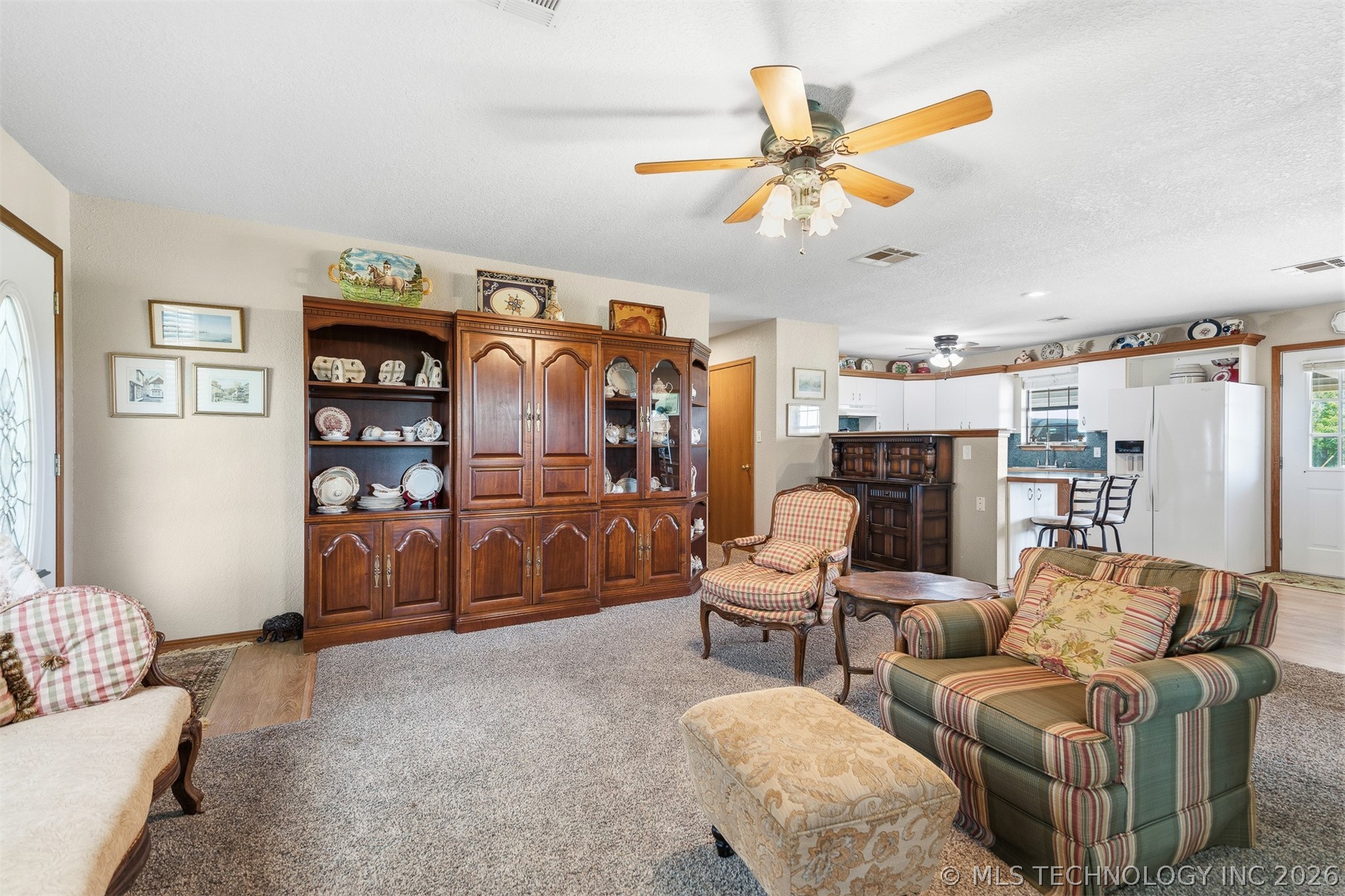 12851 Lidda Lane Property Photo 8