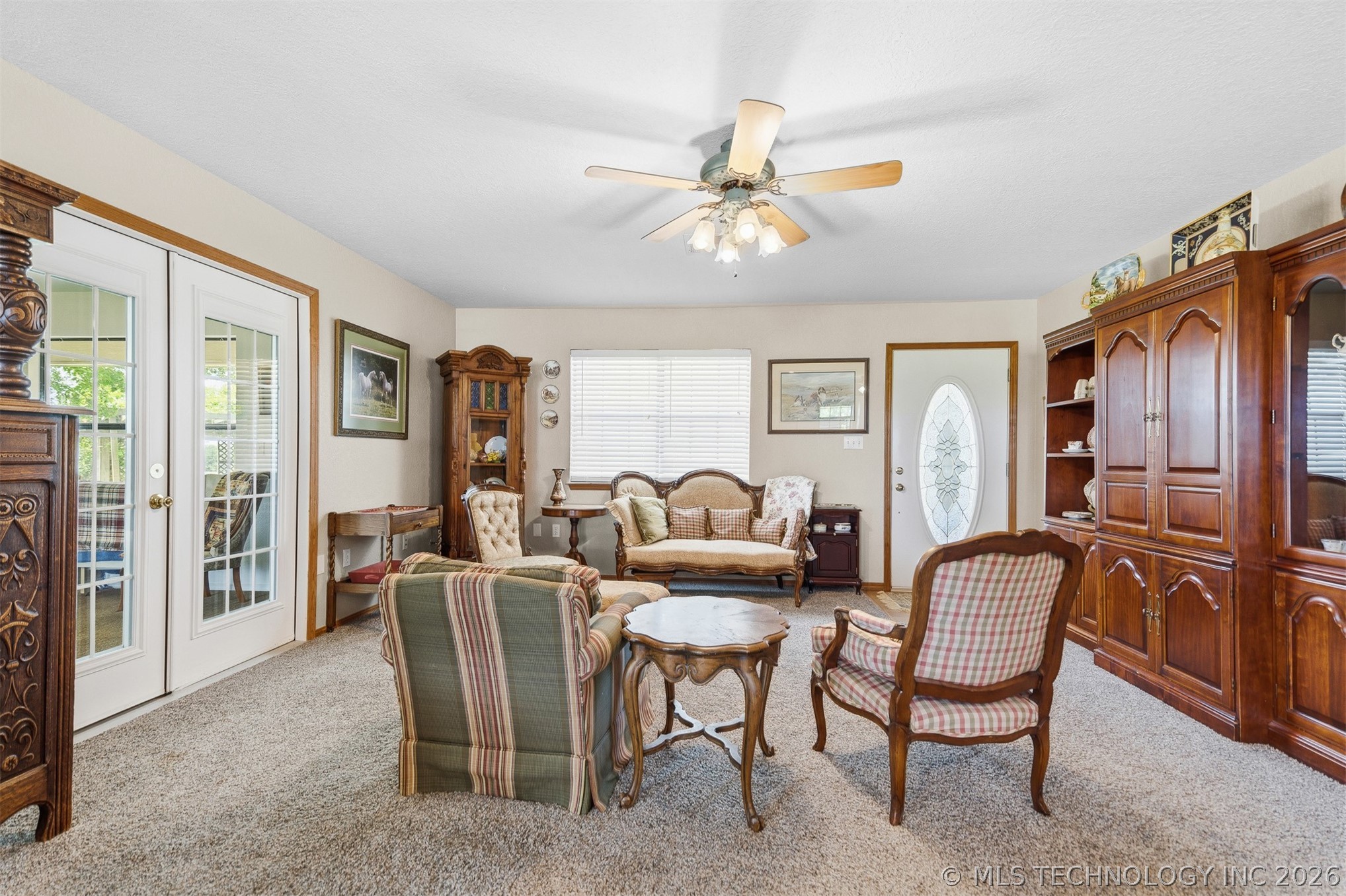 12851 Lidda Lane Property Photo 10