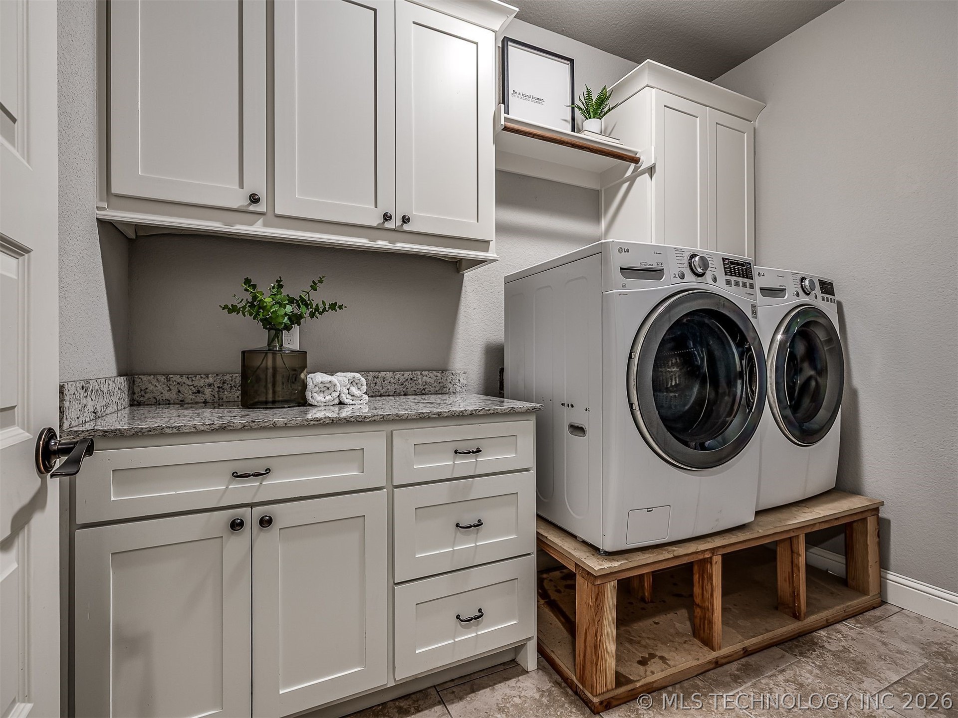 5507 Nottingham Place Property Photo 46