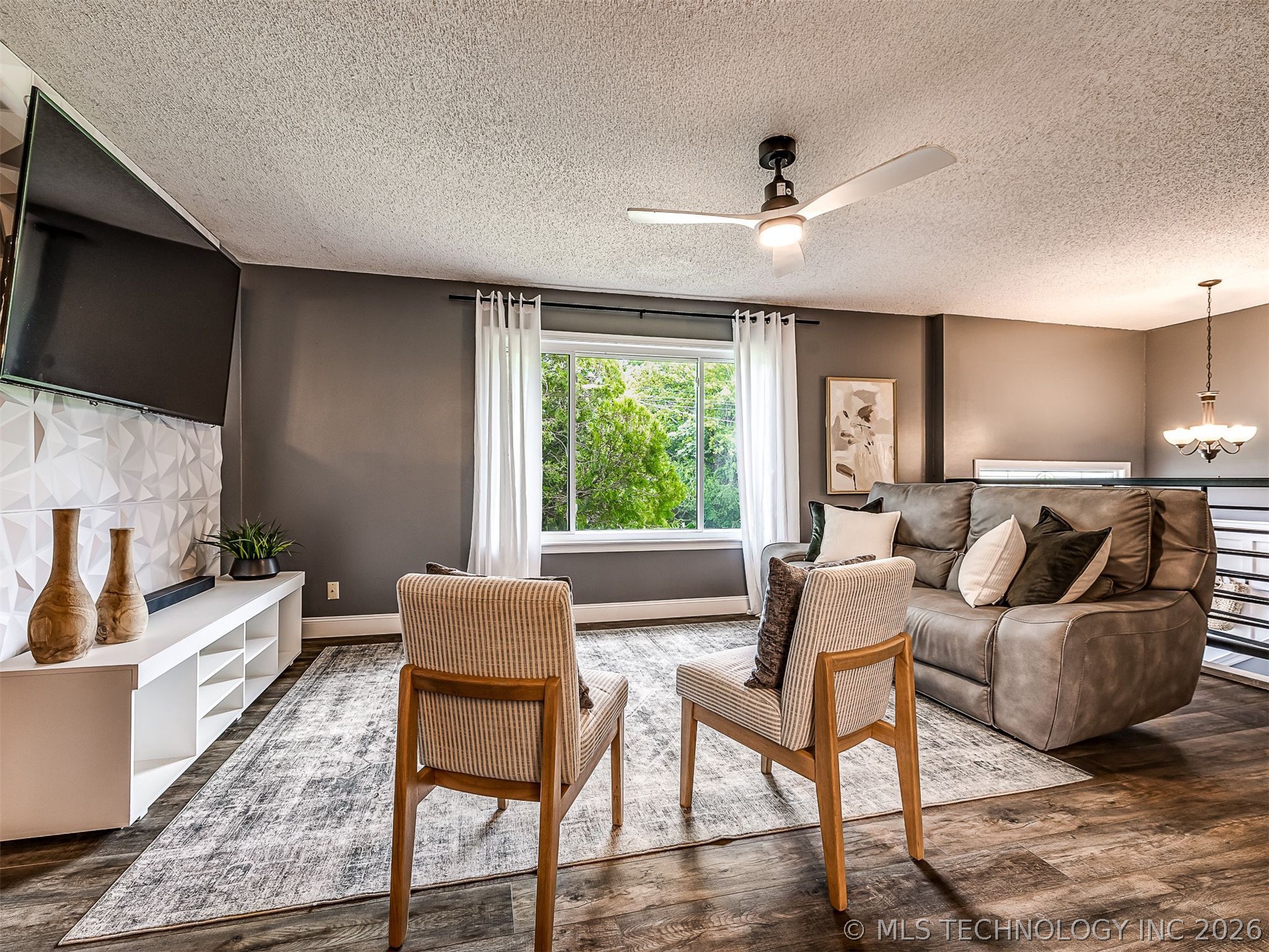 1601 Sheridan Road Property Photo 4