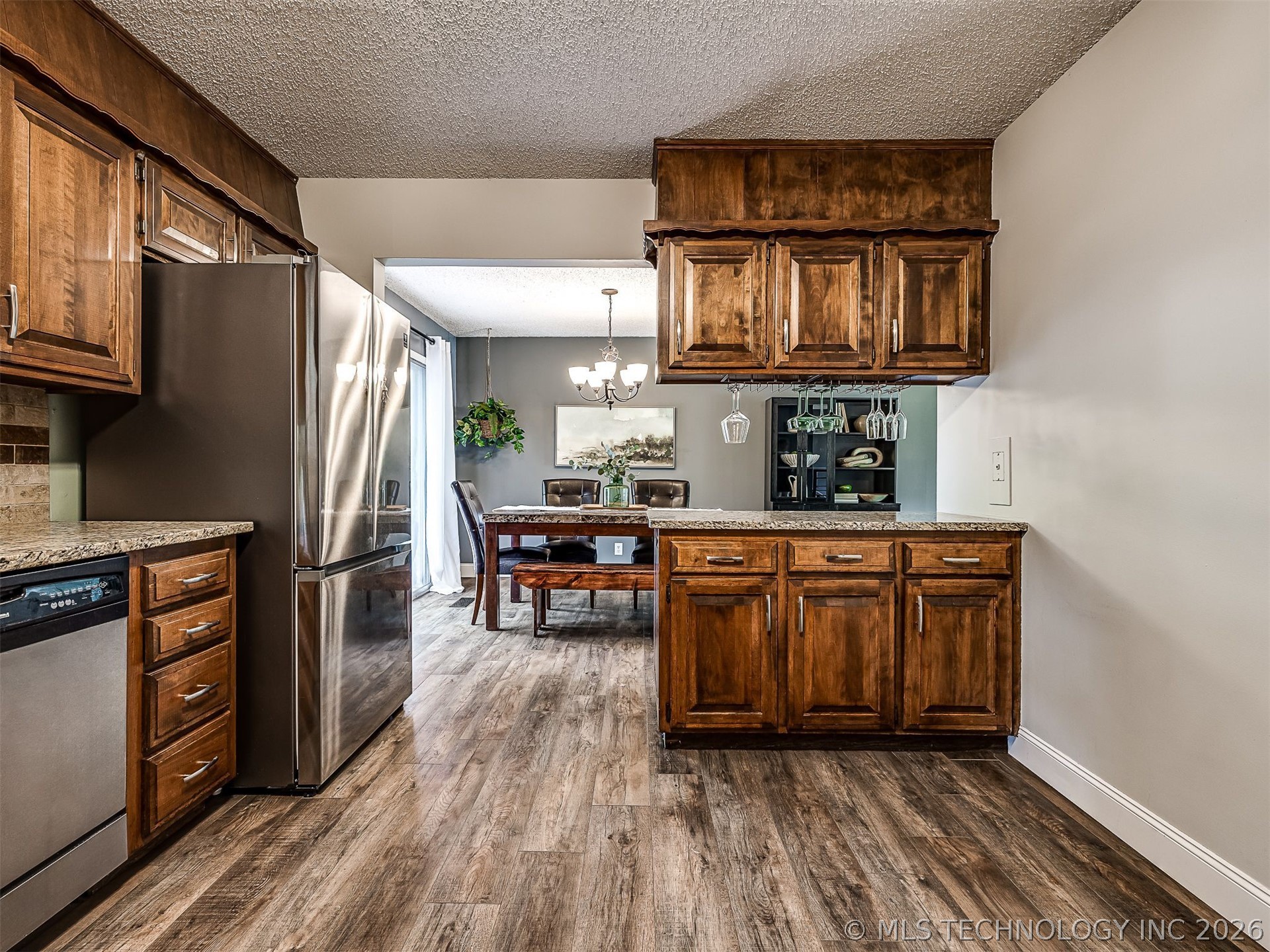1601 Sheridan Road Property Photo 9