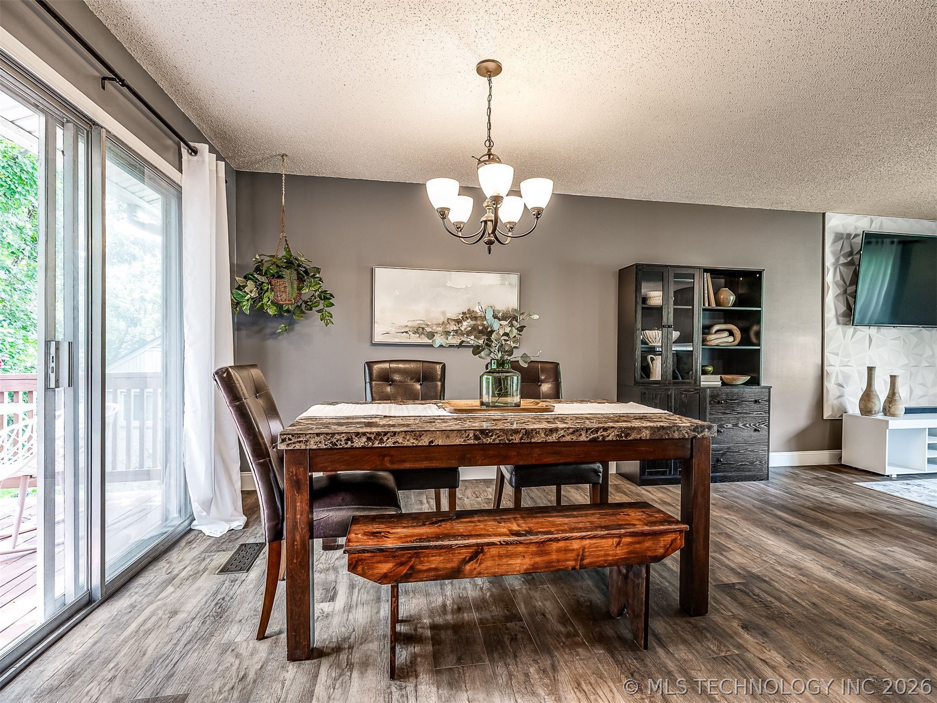 1601 Sheridan Road Property Photo 12