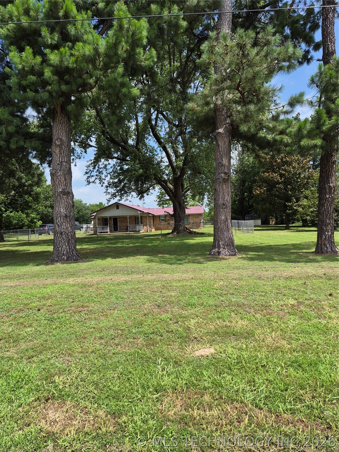418267 Highway 266 Property Photo 9