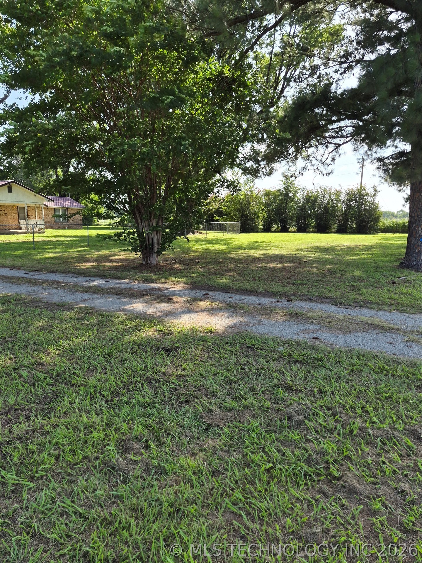 418267 Highway 266 Property Photo 16