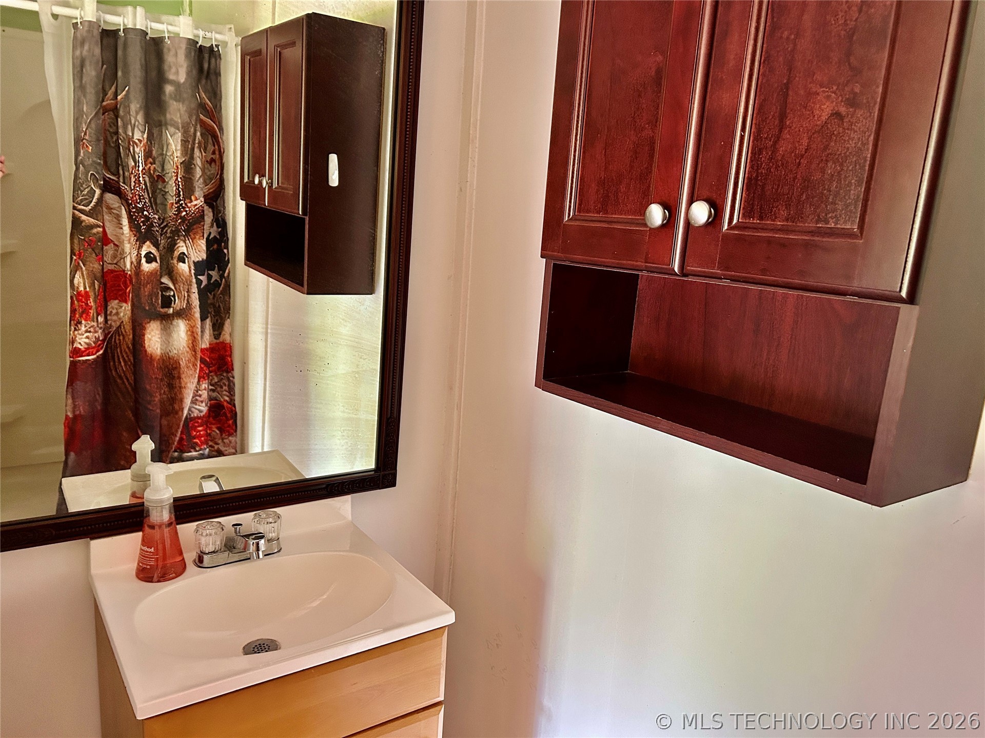 463501 E 820 Road Property Photo 17