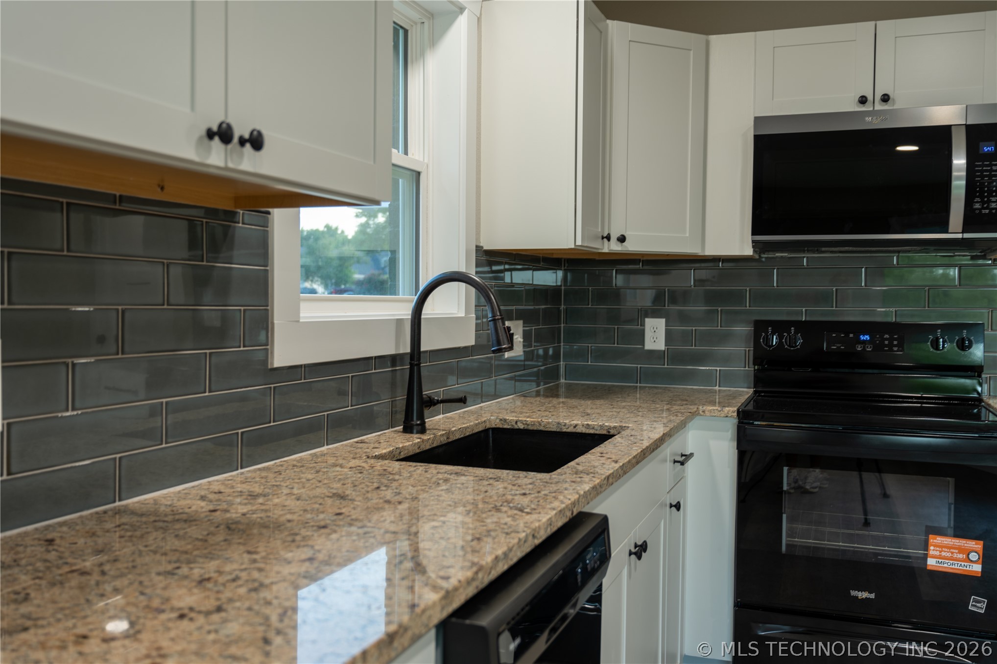 6976 Lakeside Circle Property Photo 13