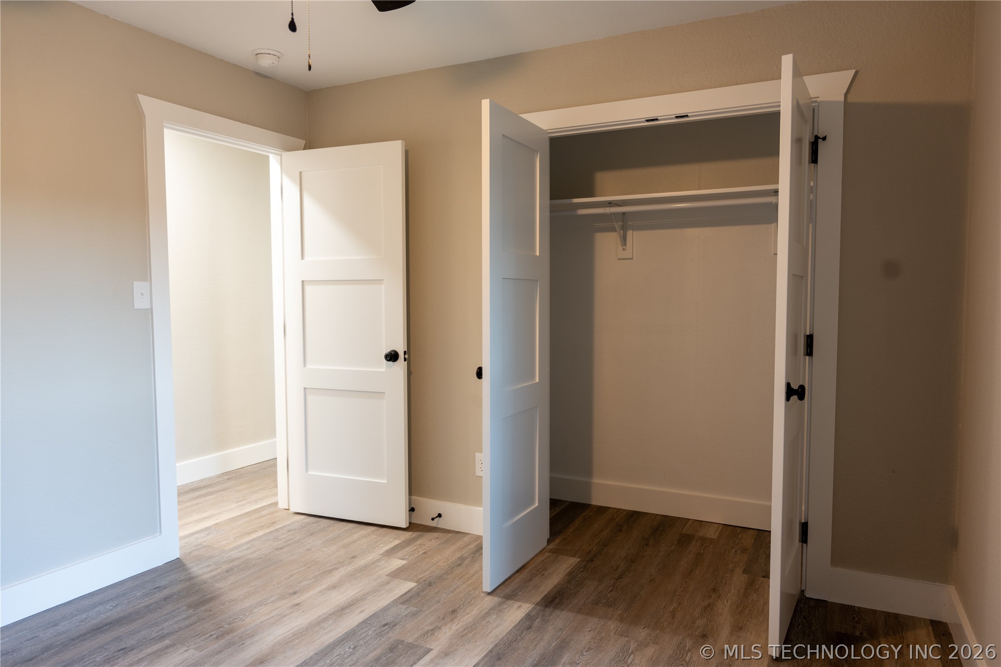 6976 Lakeside Circle Property Photo 17