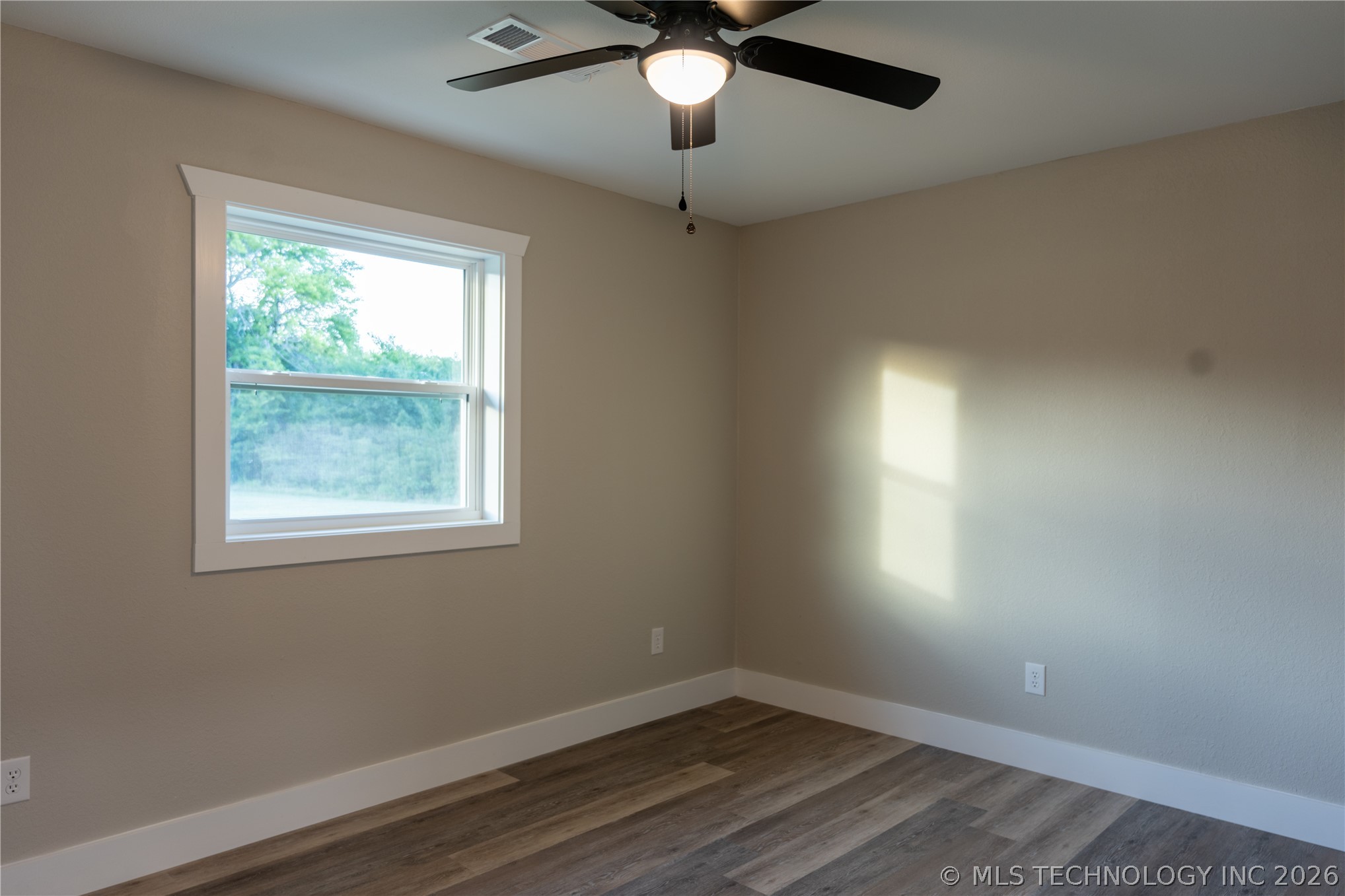 6976 Lakeside Circle Property Photo 20