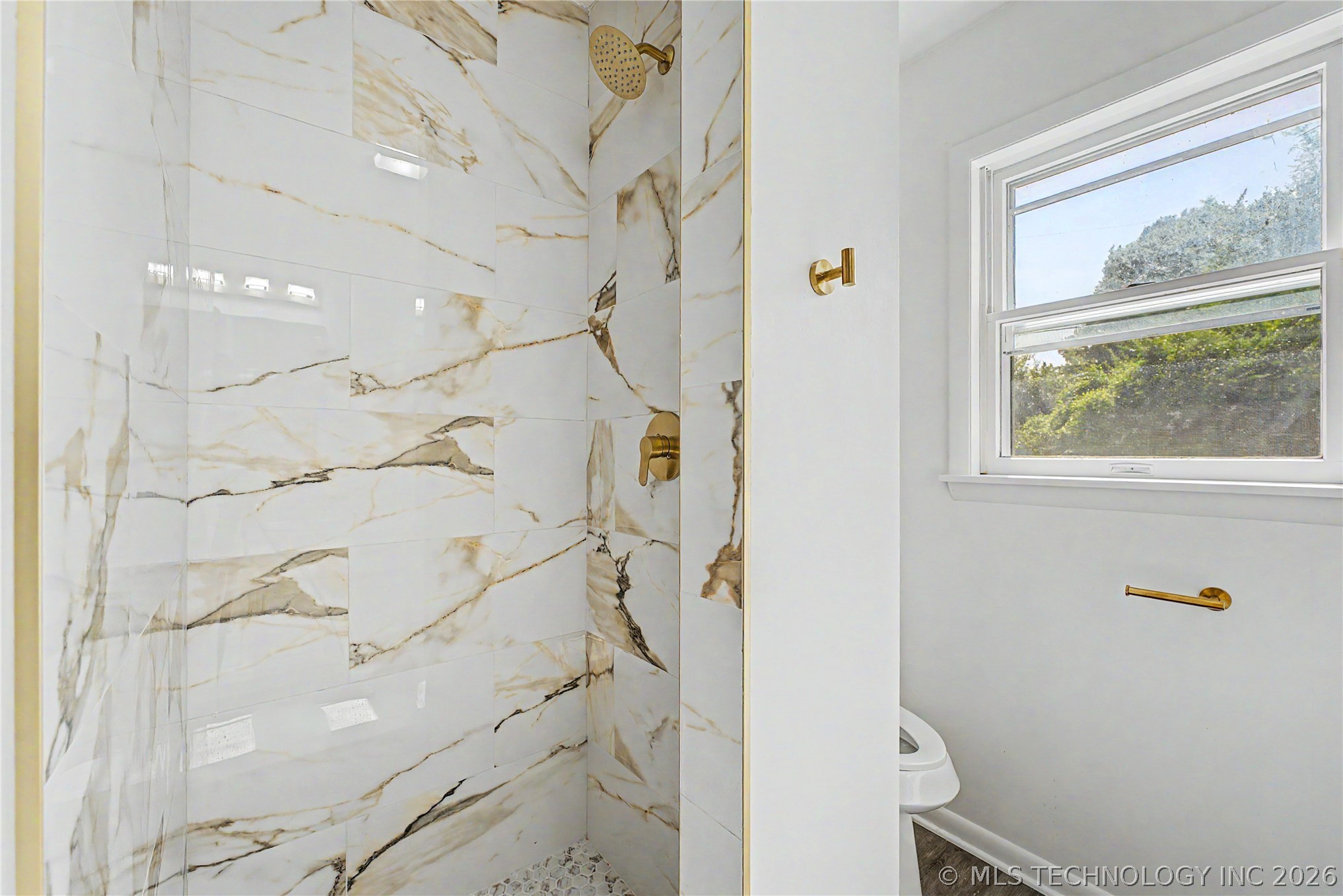 528 S 106th East Avenue Property Photo 26