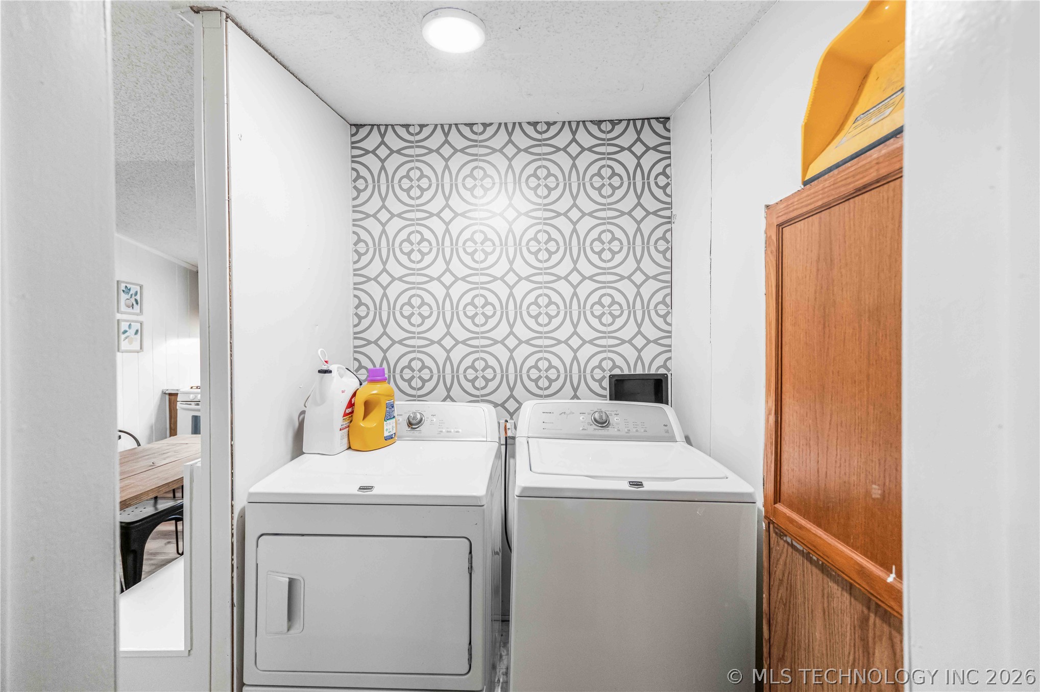 23401 E Riverview Drive Property Photo 12