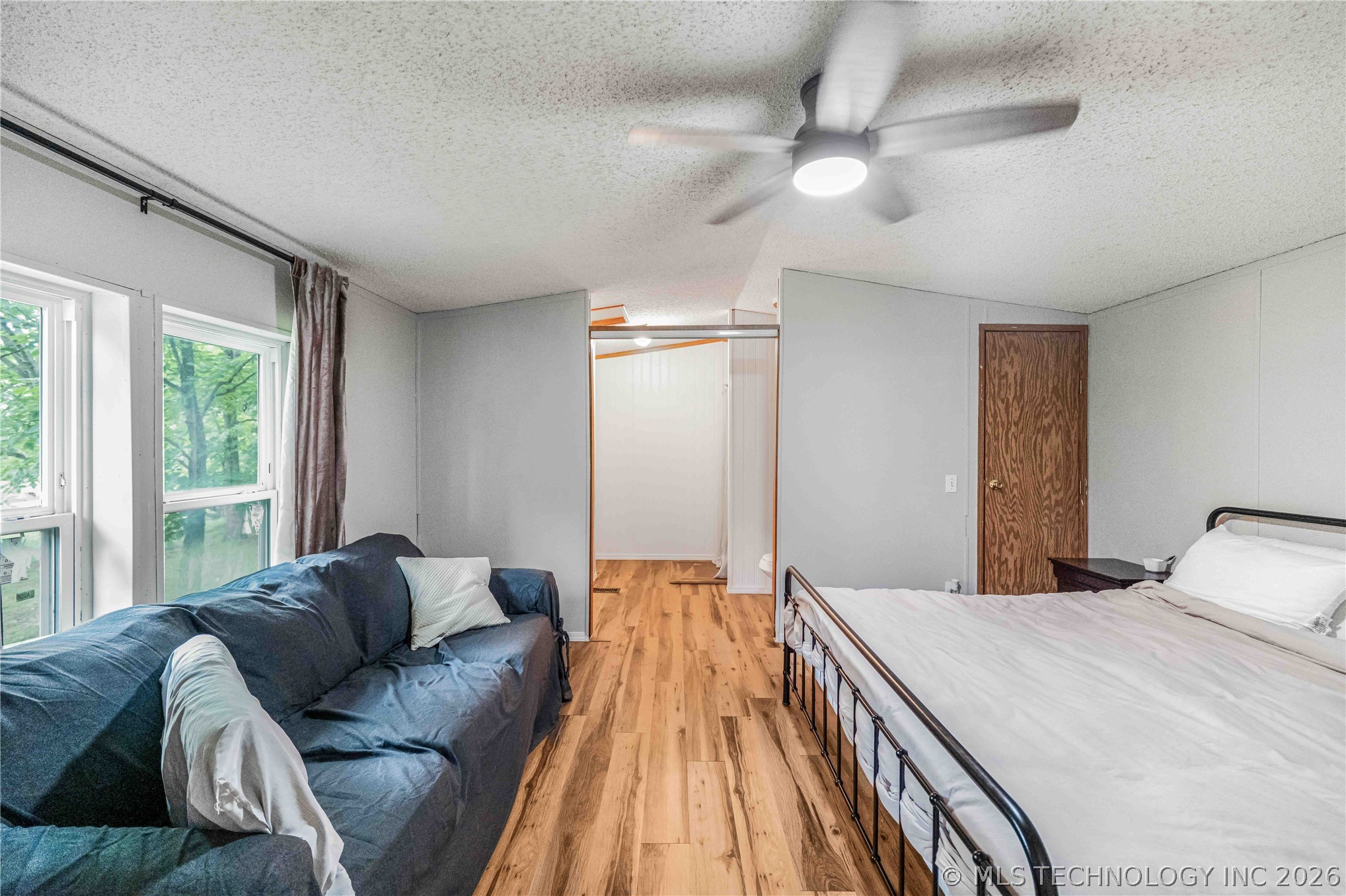 23401 E Riverview Drive Property Photo 13