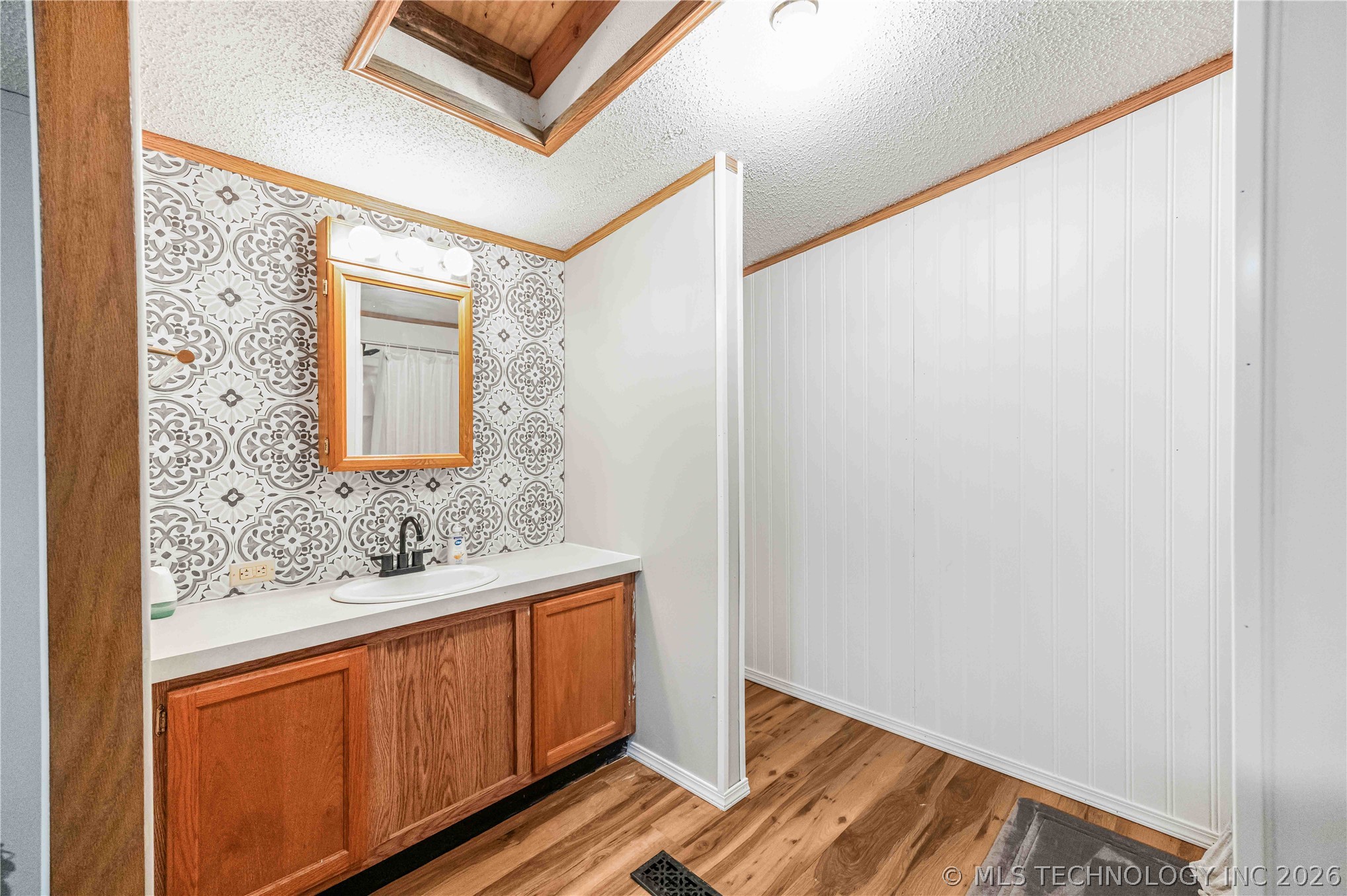 23401 E Riverview Drive Property Photo 16