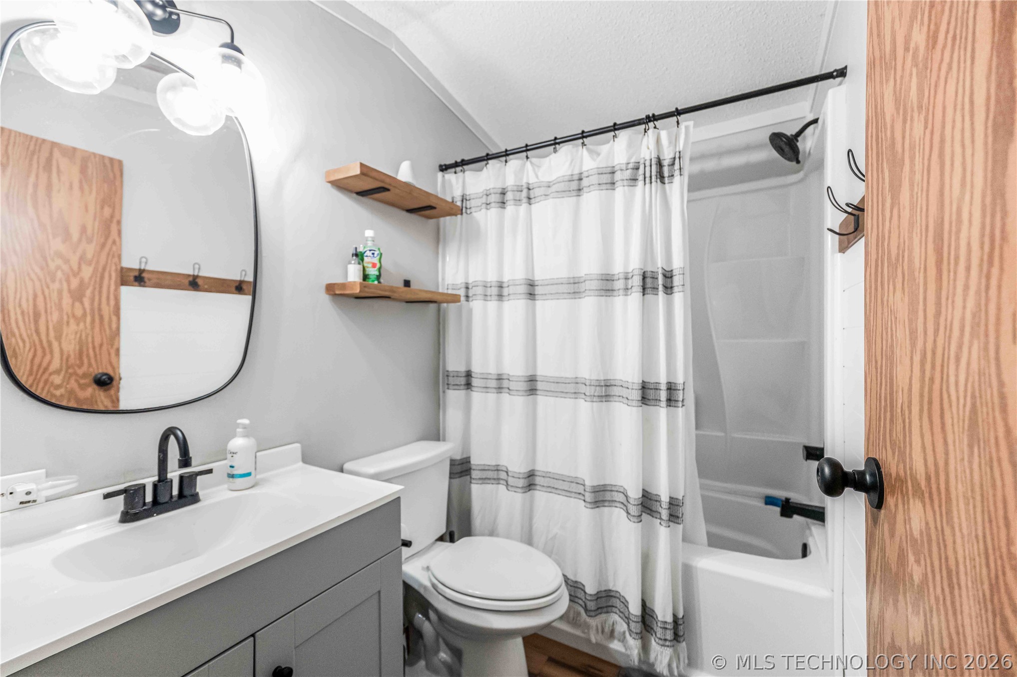 23401 E Riverview Drive Property Photo 22