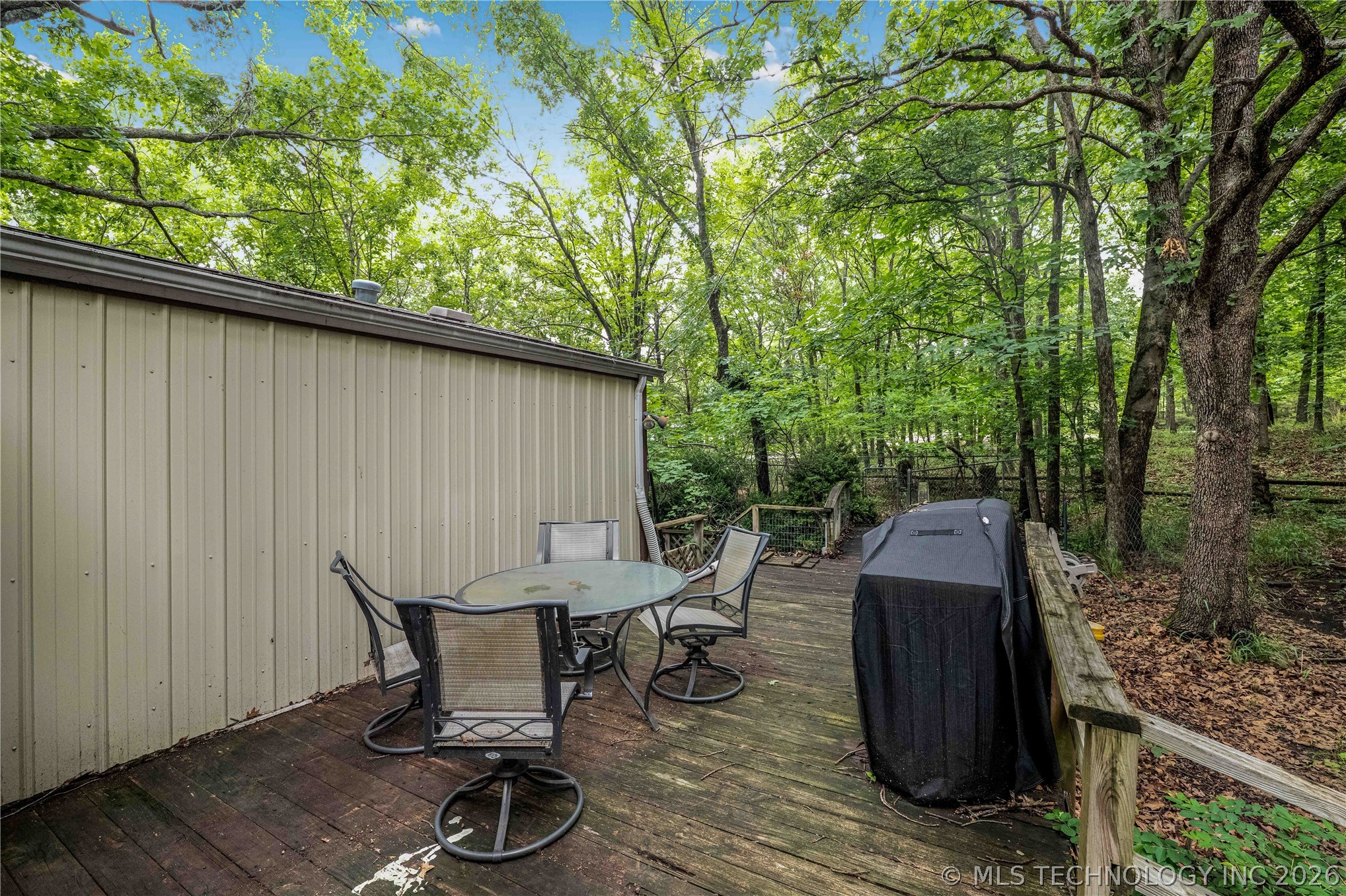 23401 E Riverview Drive Property Photo 27