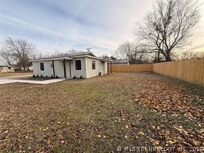 606 N Broadway Avenue Property Photo 1