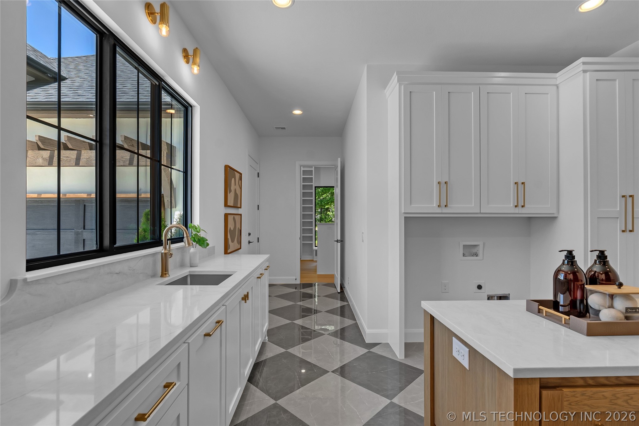 17878 E Falcon Pass Pass Property Photo 35