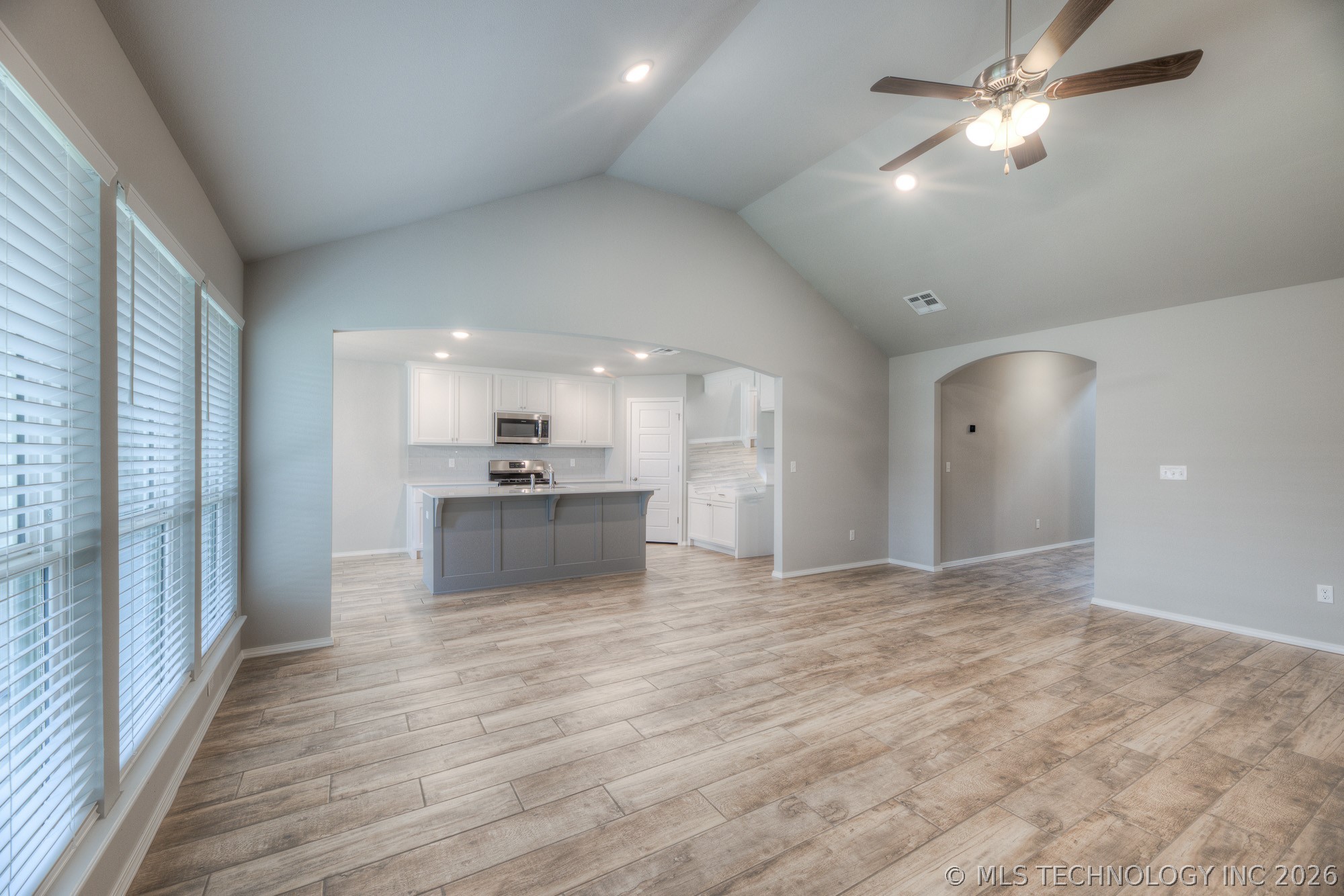 3710 S 13th Place Property Photo 8