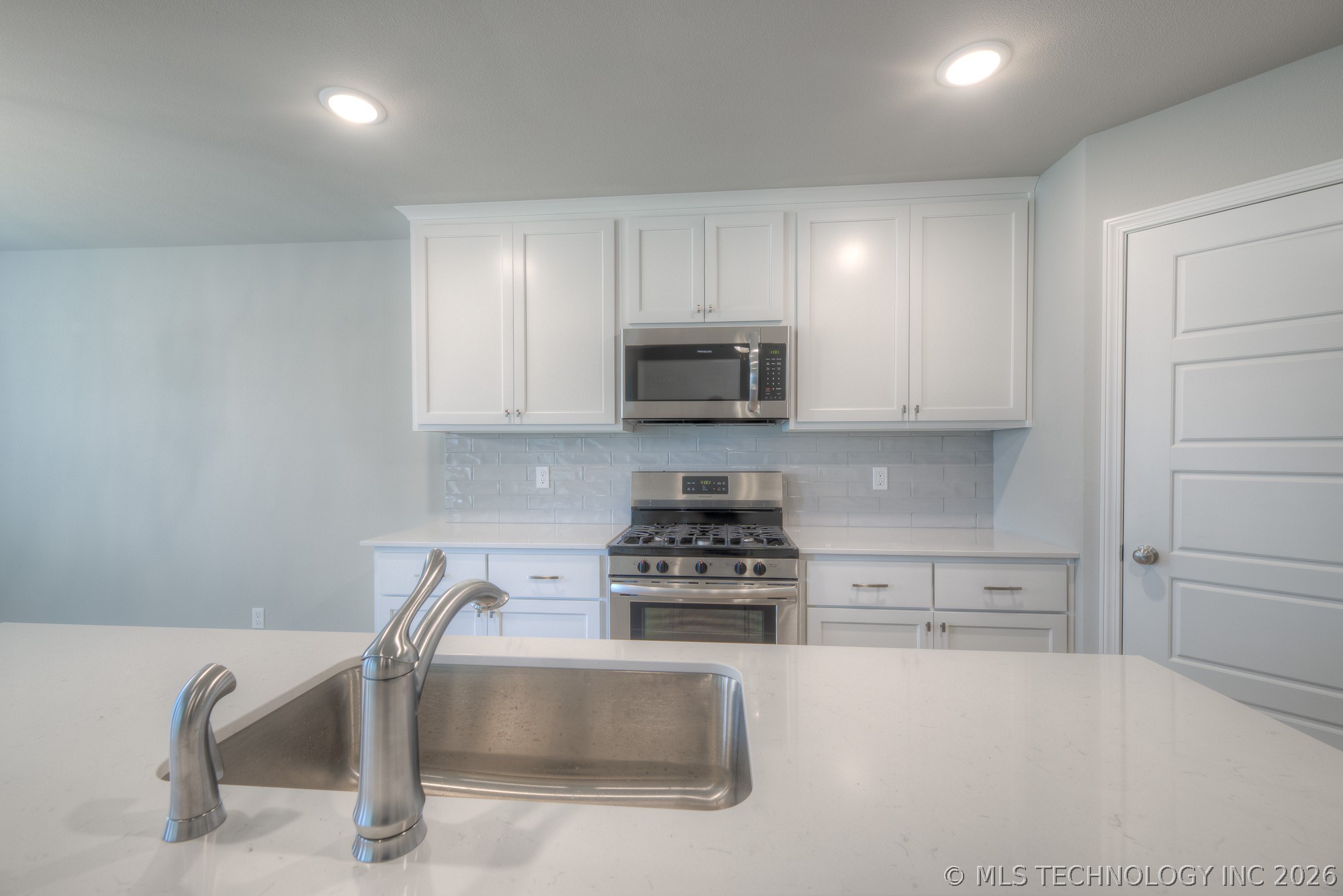3710 S 13th Place Property Photo 11