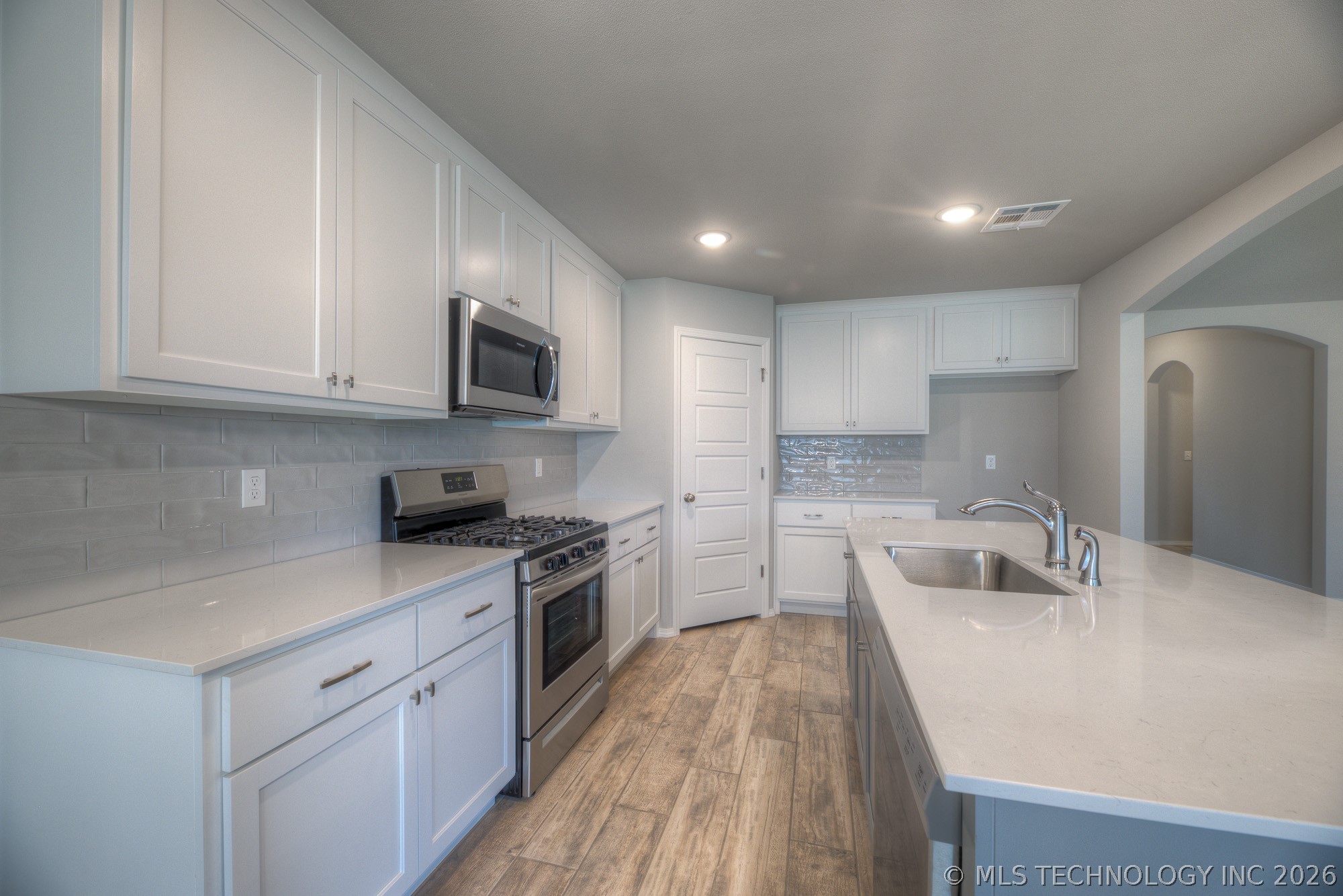 3710 S 13th Place Property Photo 12