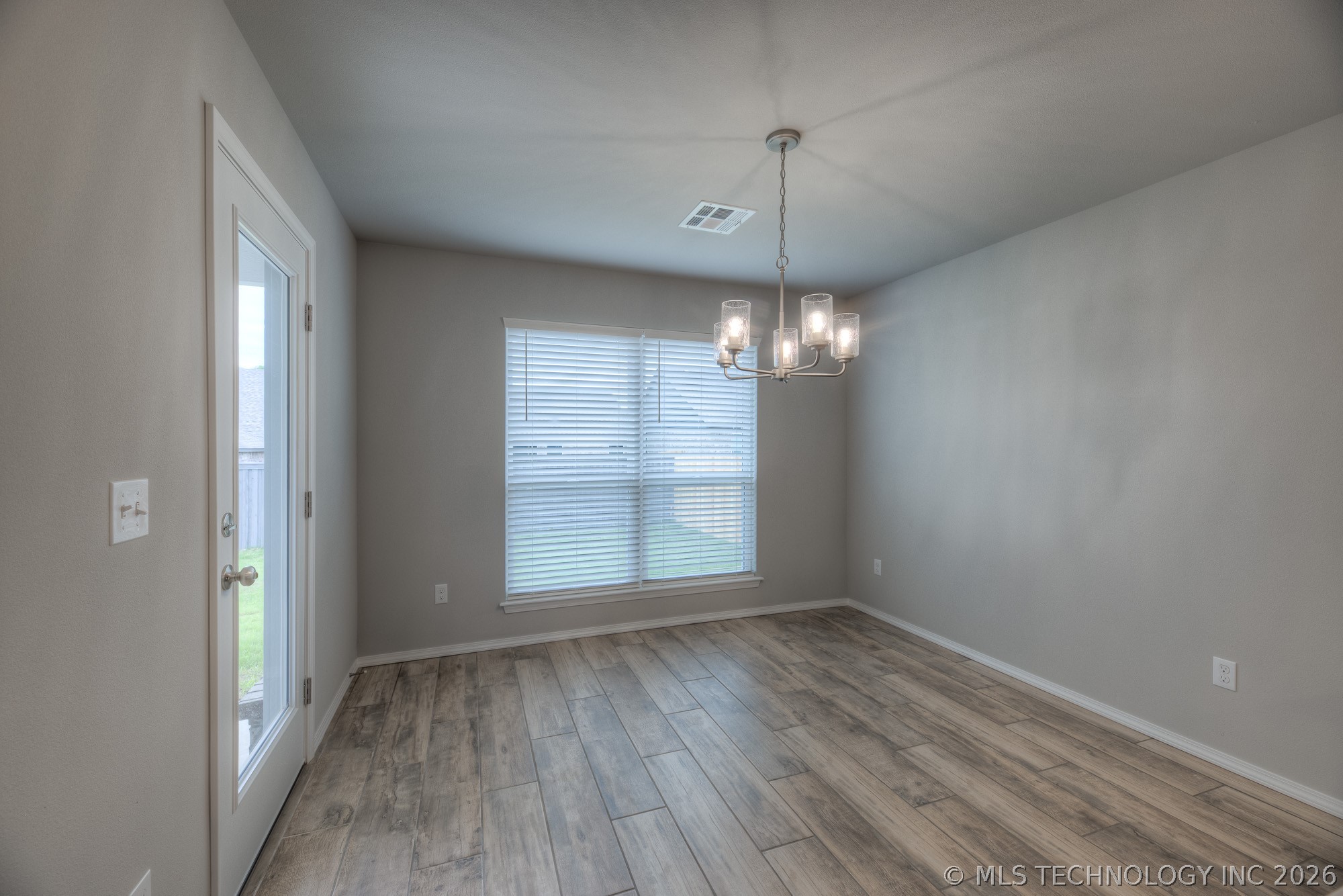 3710 S 13th Place Property Photo 14