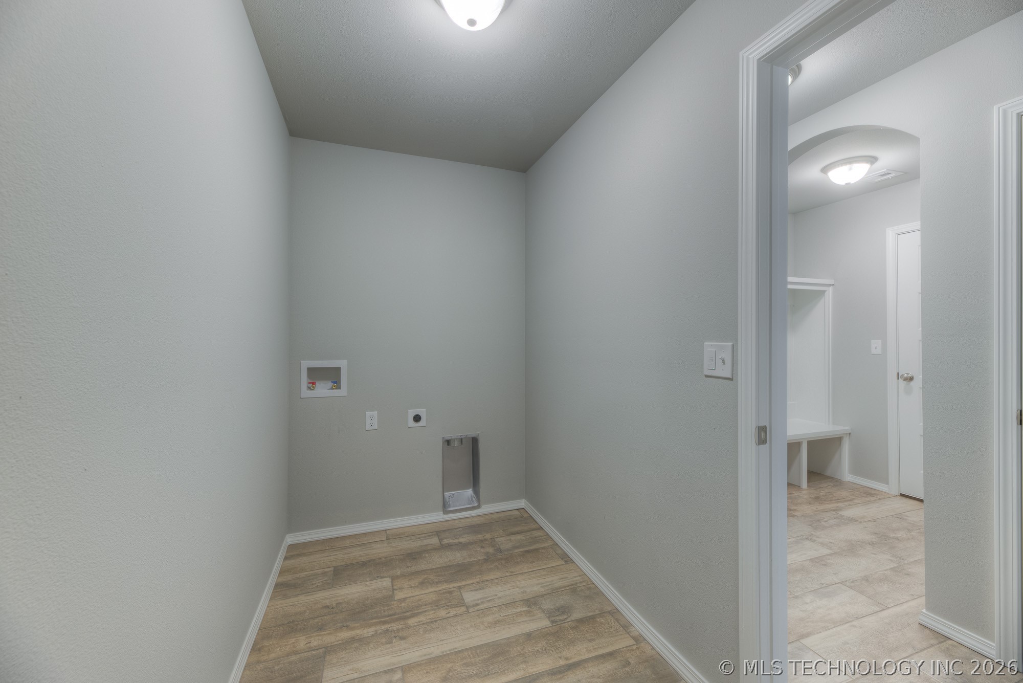 3710 S 13th Place Property Photo 25
