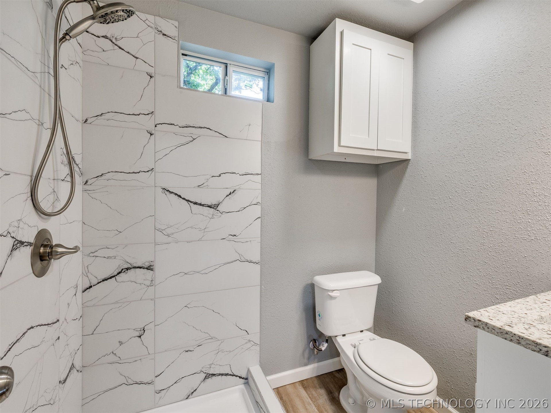 7 N Union Avenue Property Photo 49