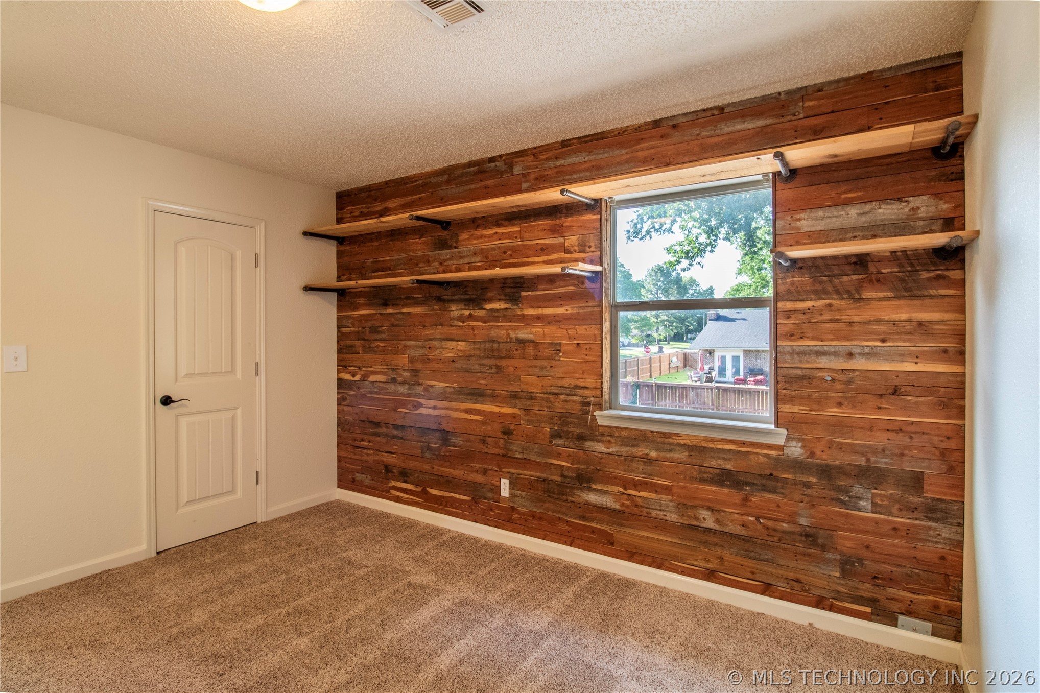 3000 Tull Place Property Photo 16