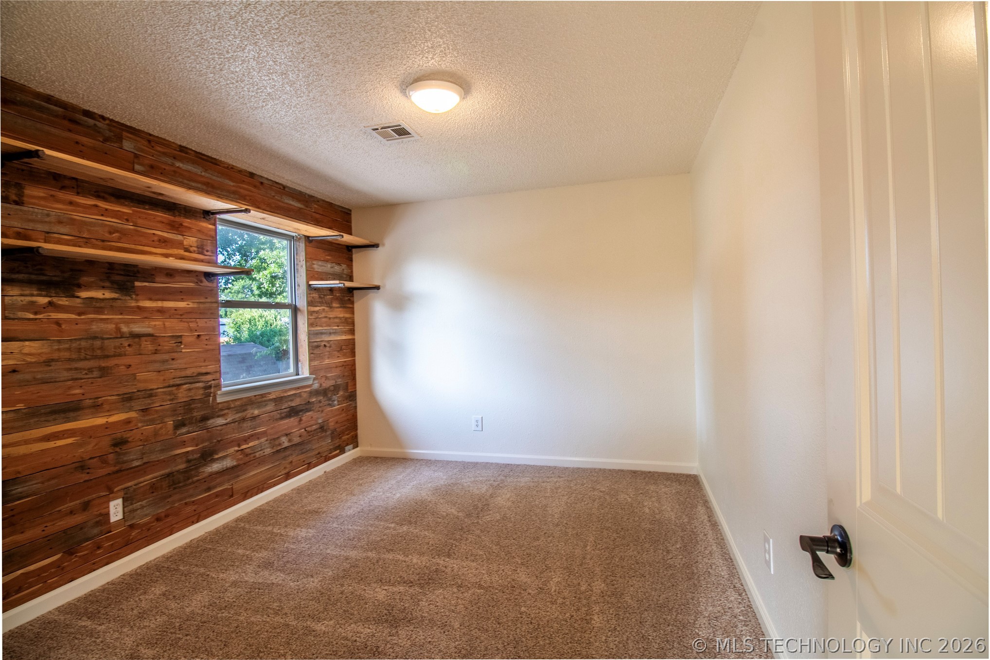 3000 Tull Place Property Photo 17