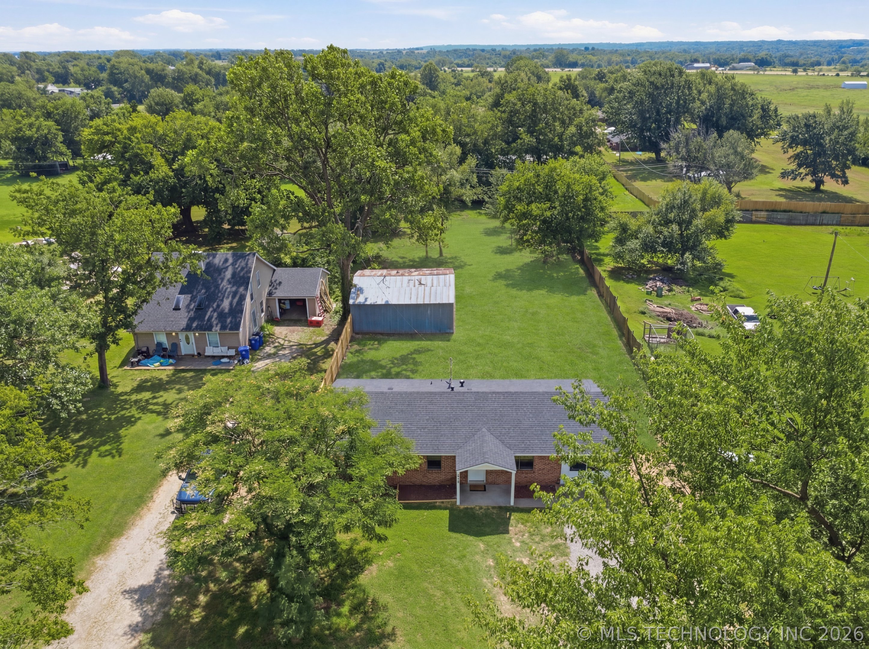 420 S Caney Street Property Photo 7