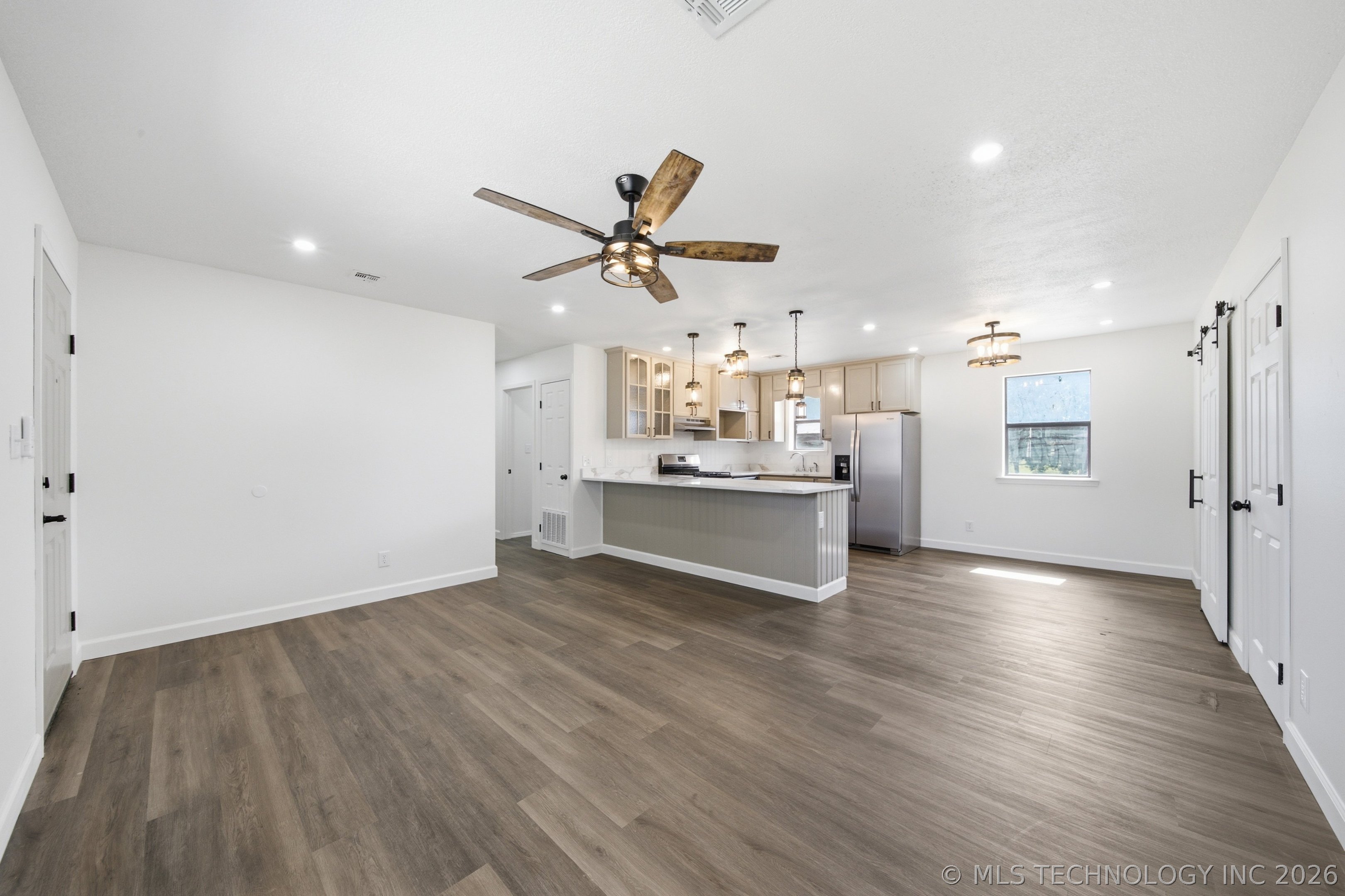 420 S Caney Street Property Photo 17
