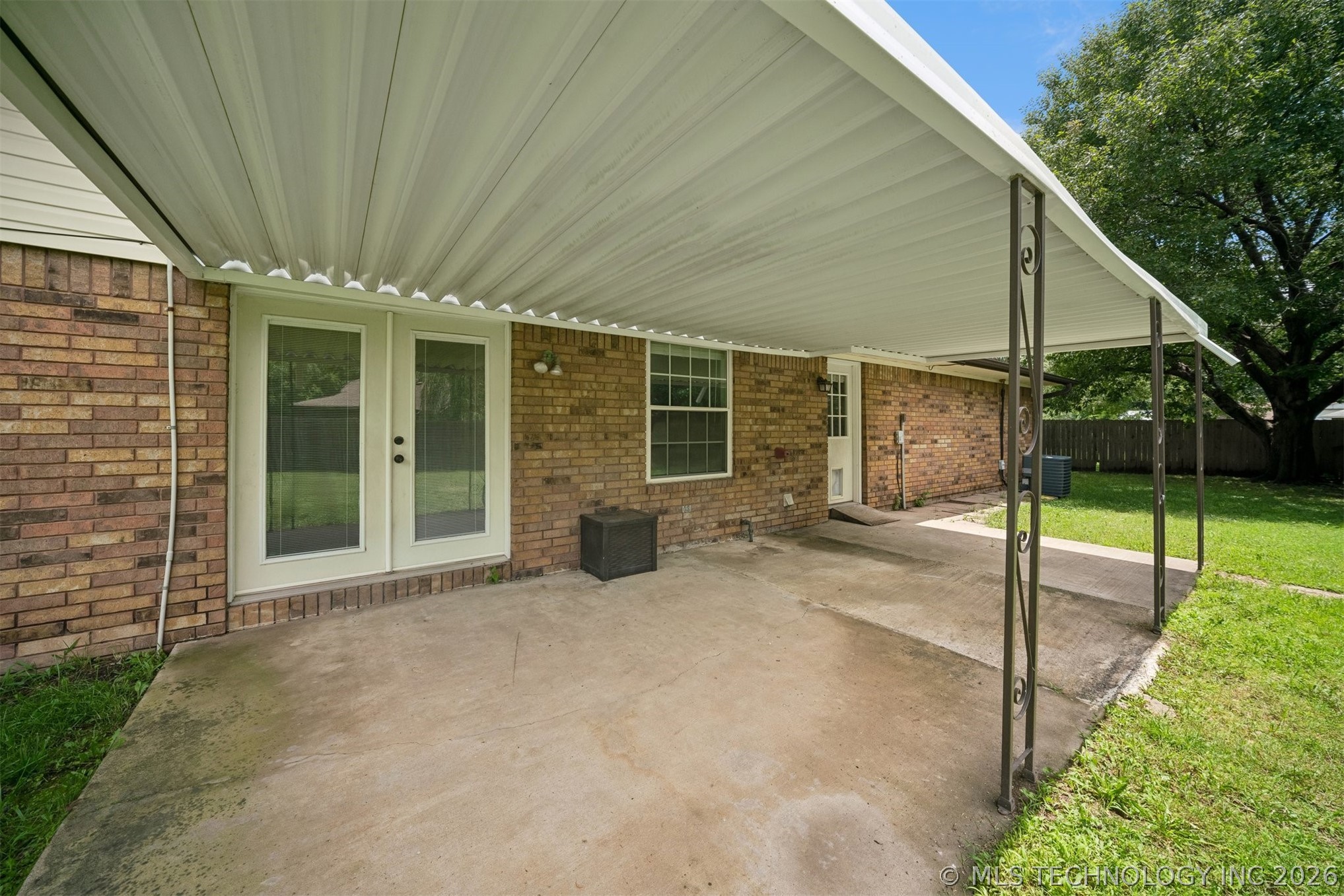 1504 Heather Court Property Photo 22
