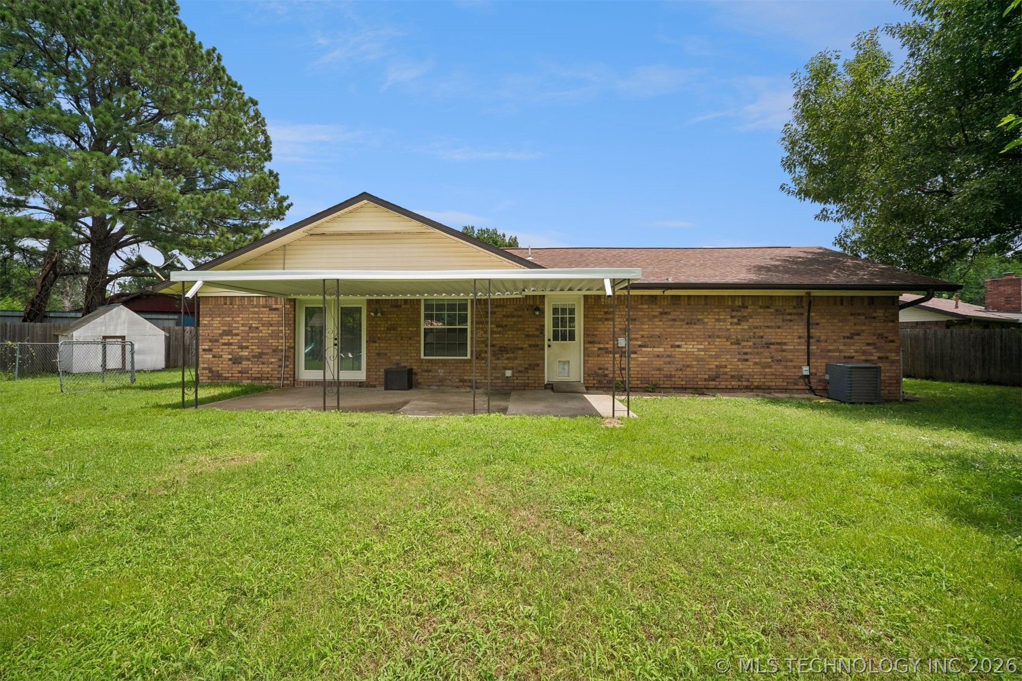 1504 Heather Court Property Photo 24