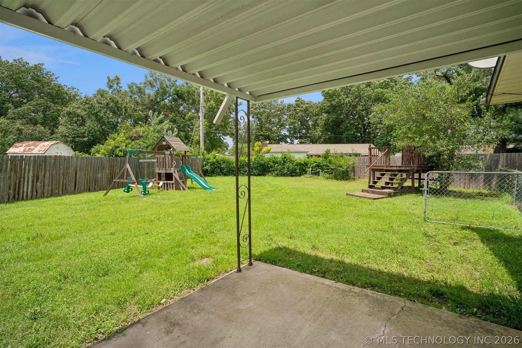 1504 Heather Court Property Photo 27
