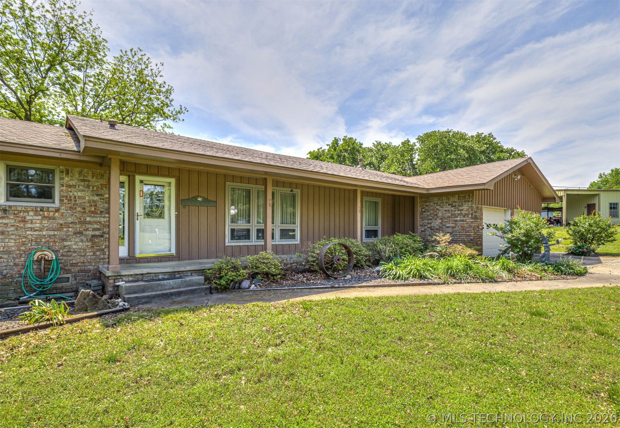 2742 W 103rd Street N Property Photo 12