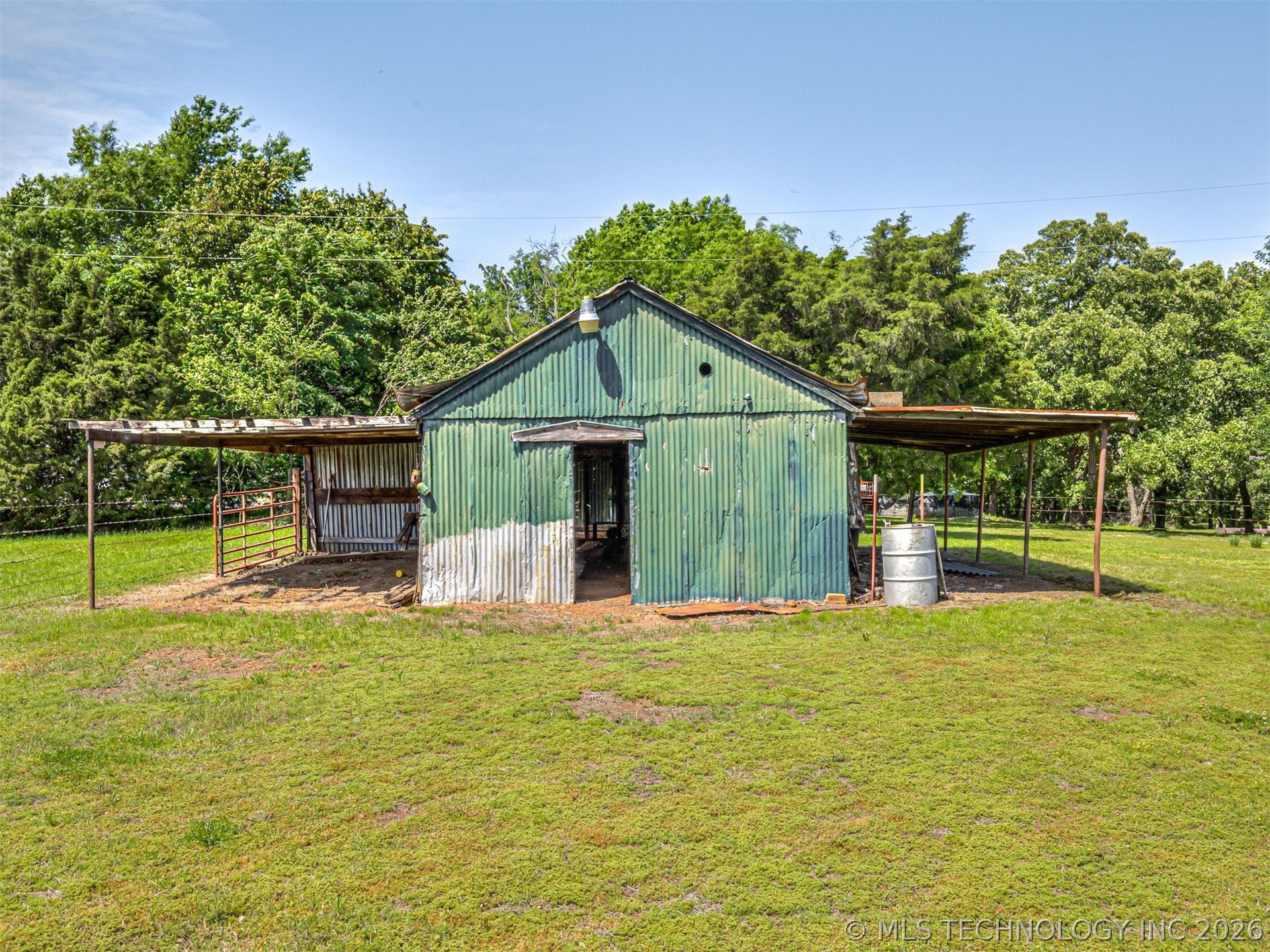 2742 W 103rd Street N Property Photo 18