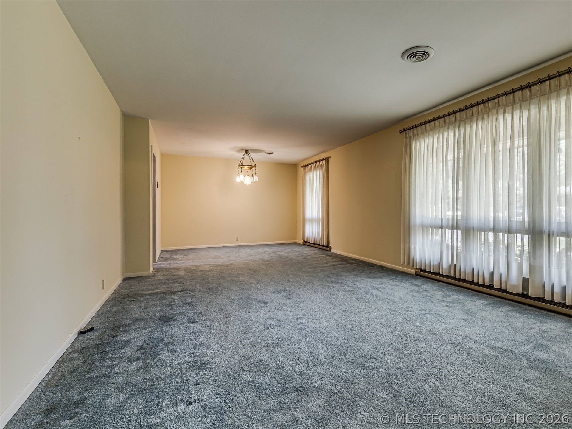 2742 W 103rd Street N Property Photo 38