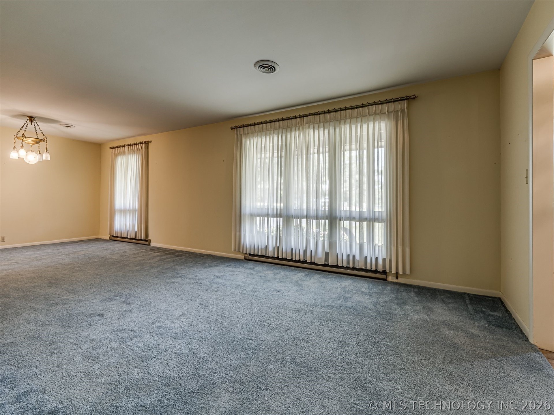 2742 W 103rd Street N Property Photo 39