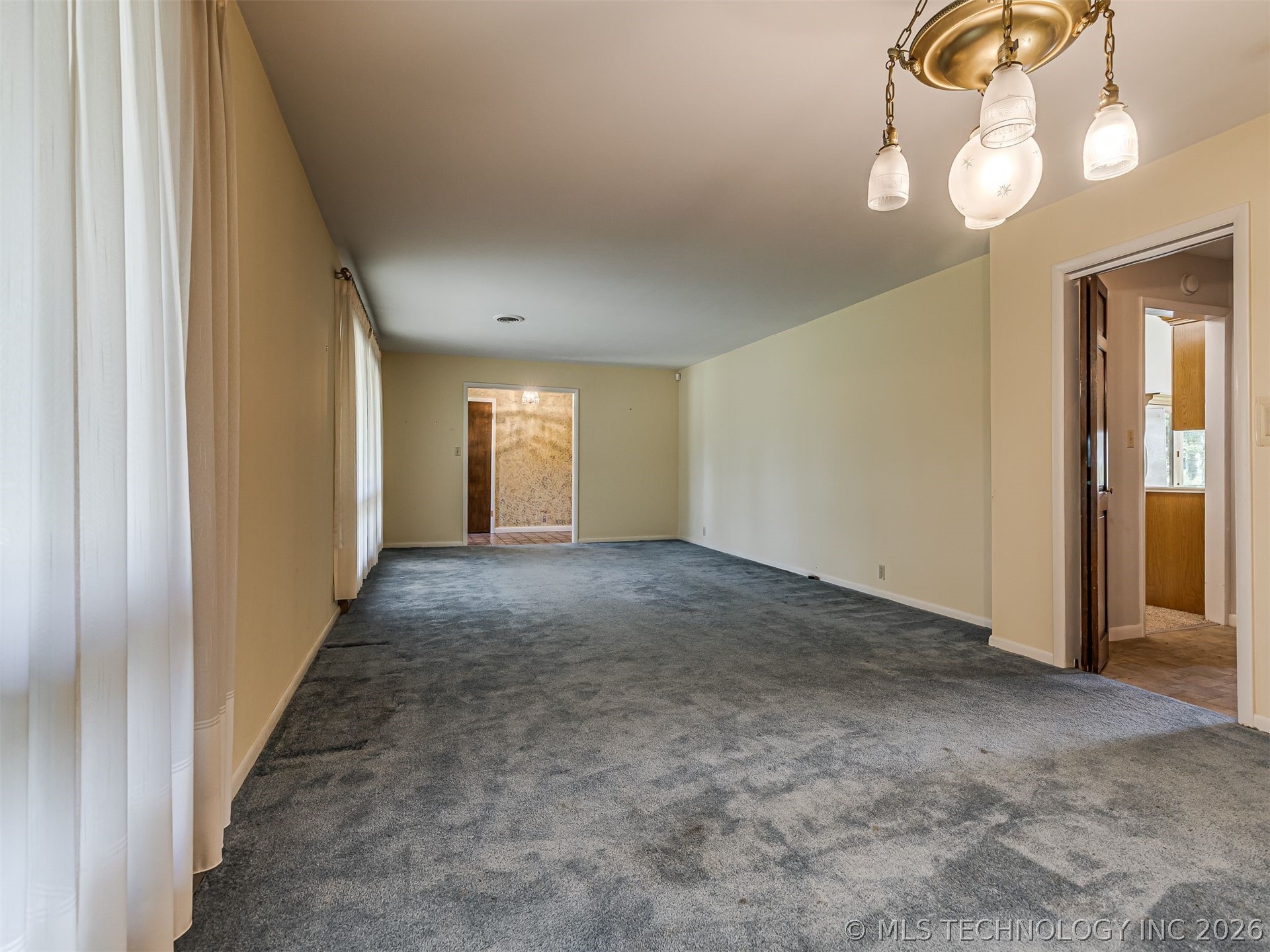 2742 W 103rd Street N Property Photo 40