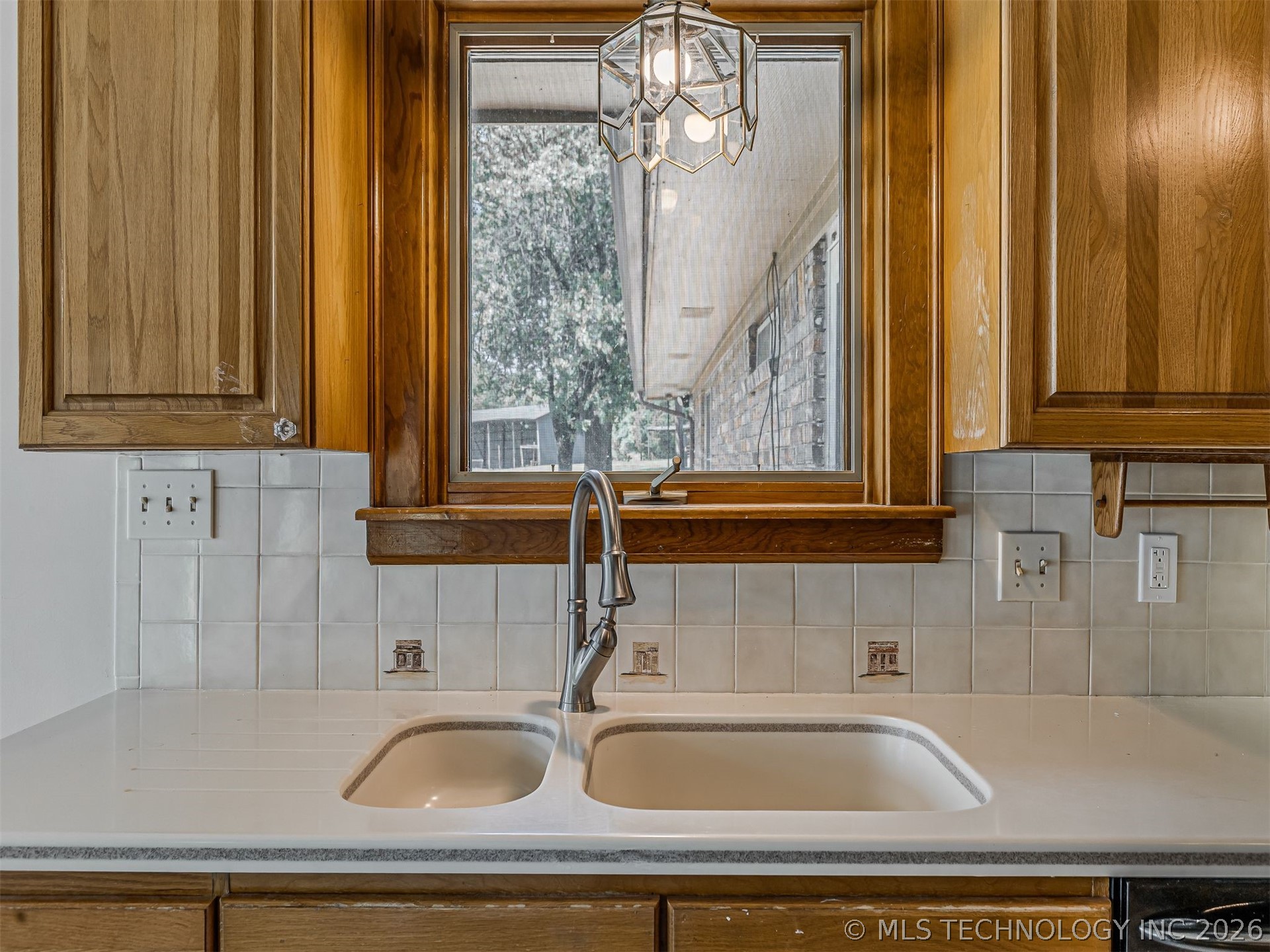 2742 W 103rd Street N Property Photo 50