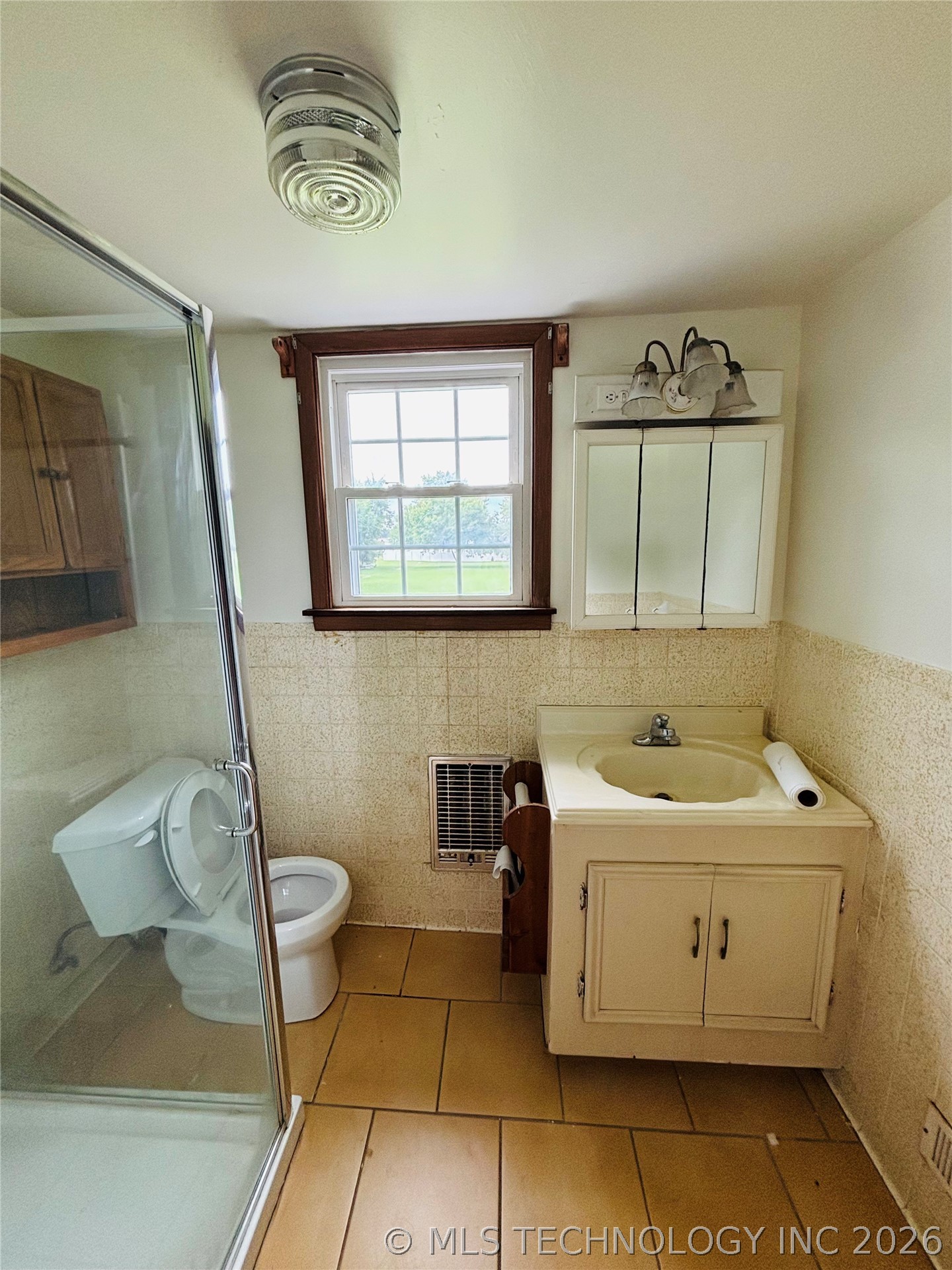 325 College Road Property Photo 15