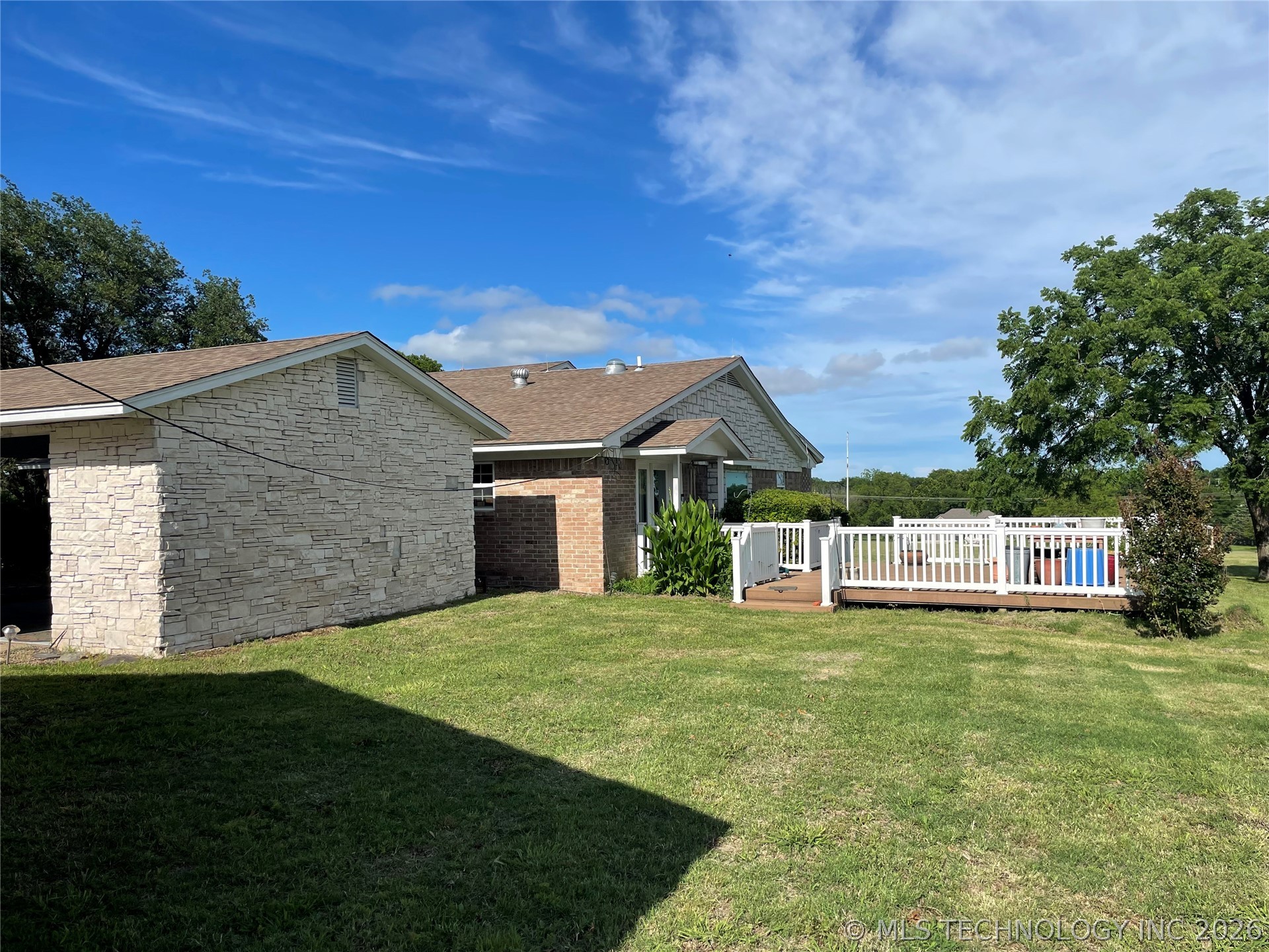 401 S Chickasaw Property Photo 9