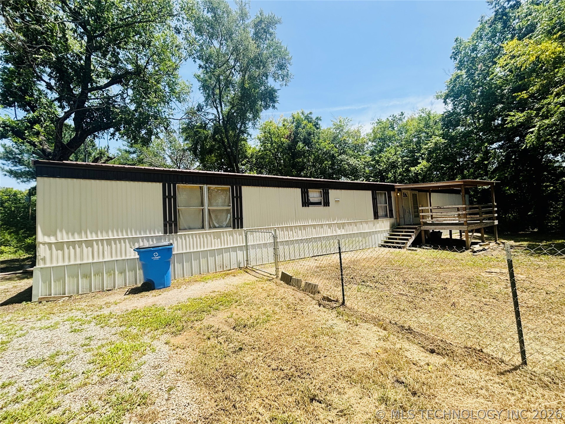 114331 S 4203 Property Photo 2