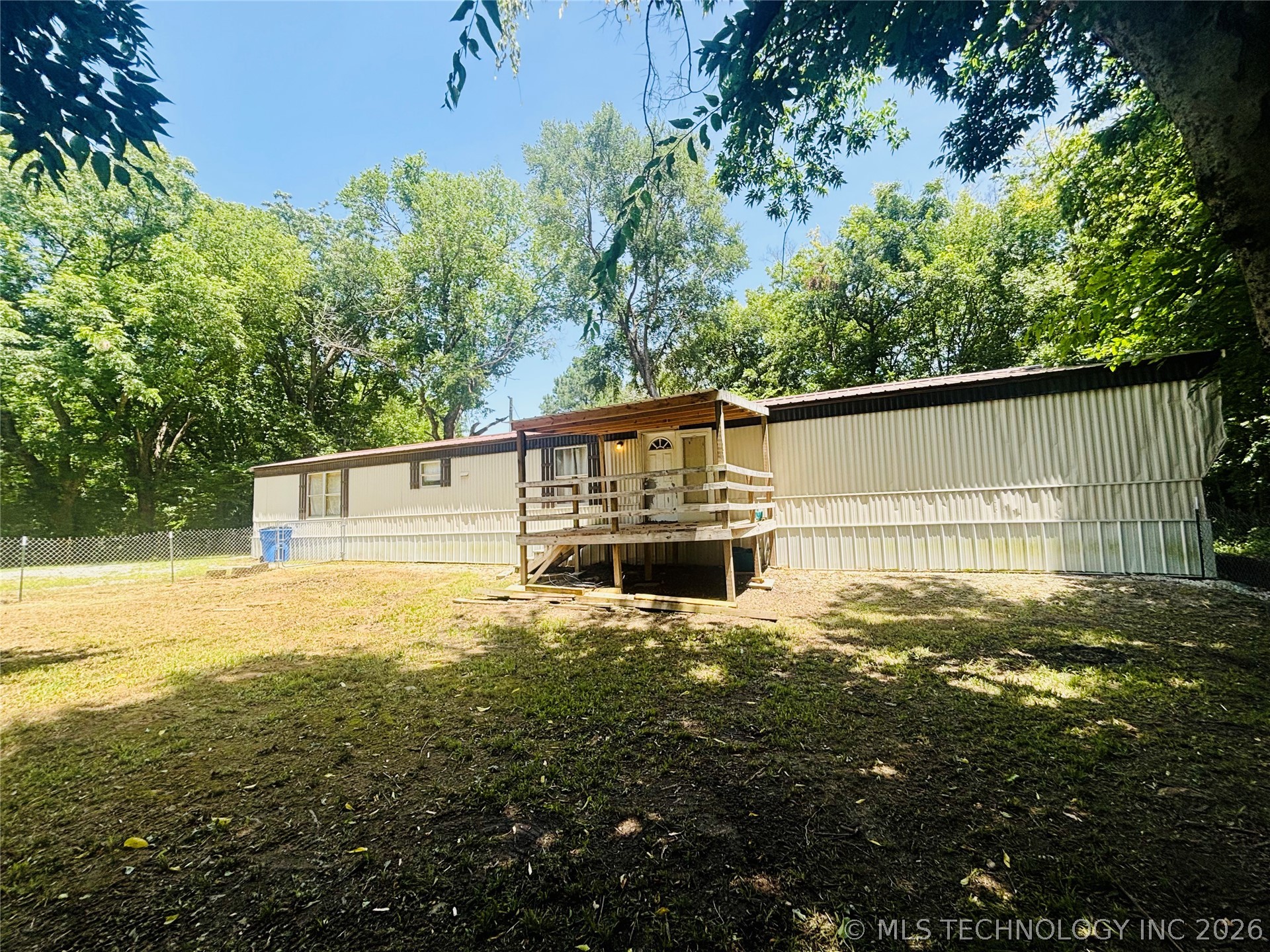114331 S 4203 Property Photo 3