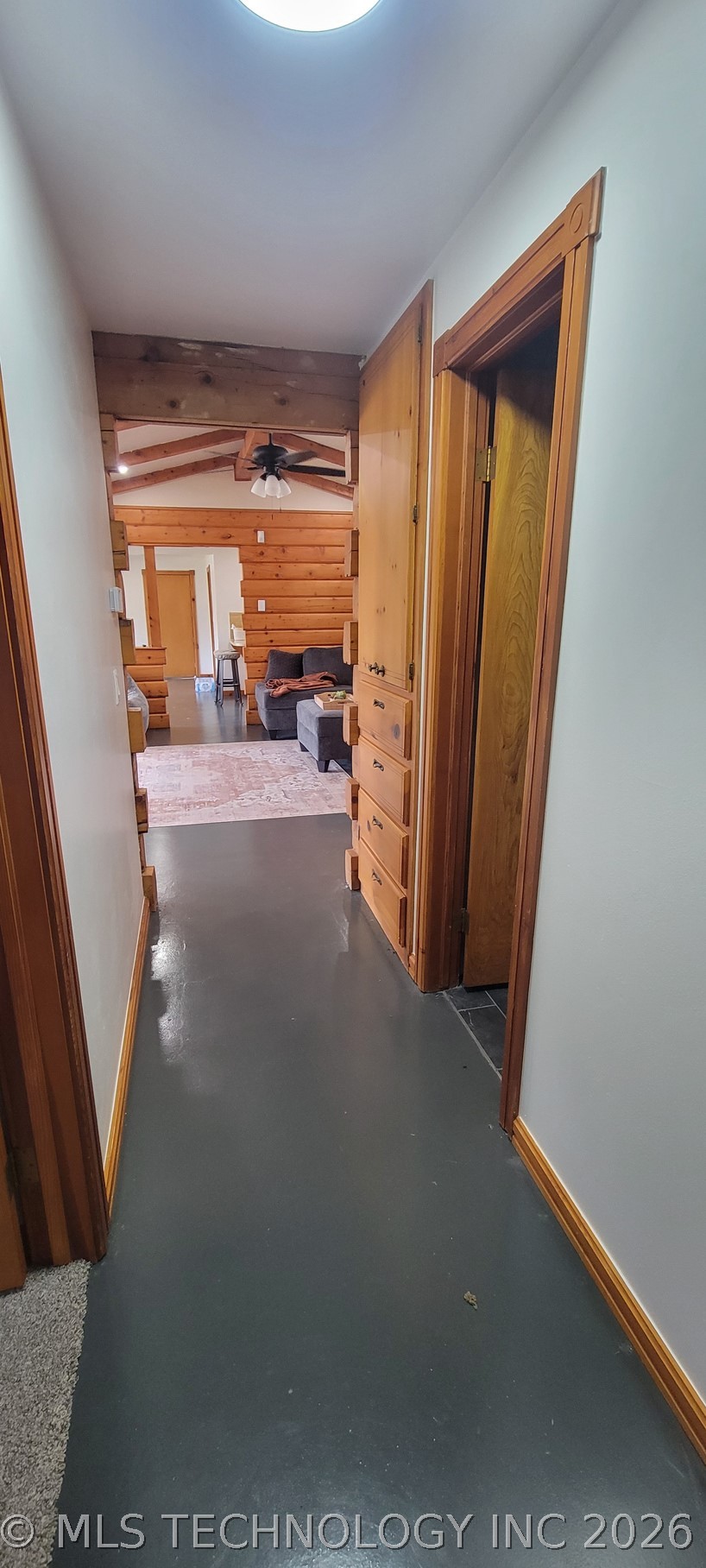 424338 E 1168 Property Photo 5