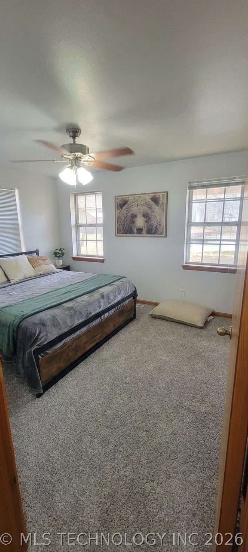 424338 E 1168 Property Photo 7