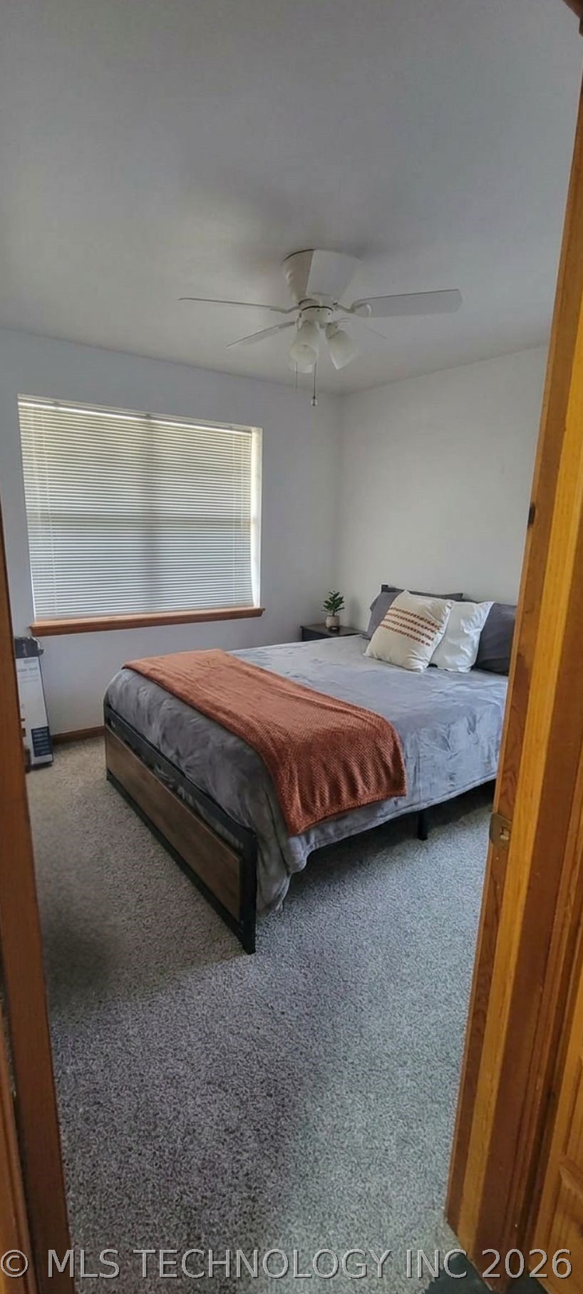 424338 E 1168 Property Photo 10