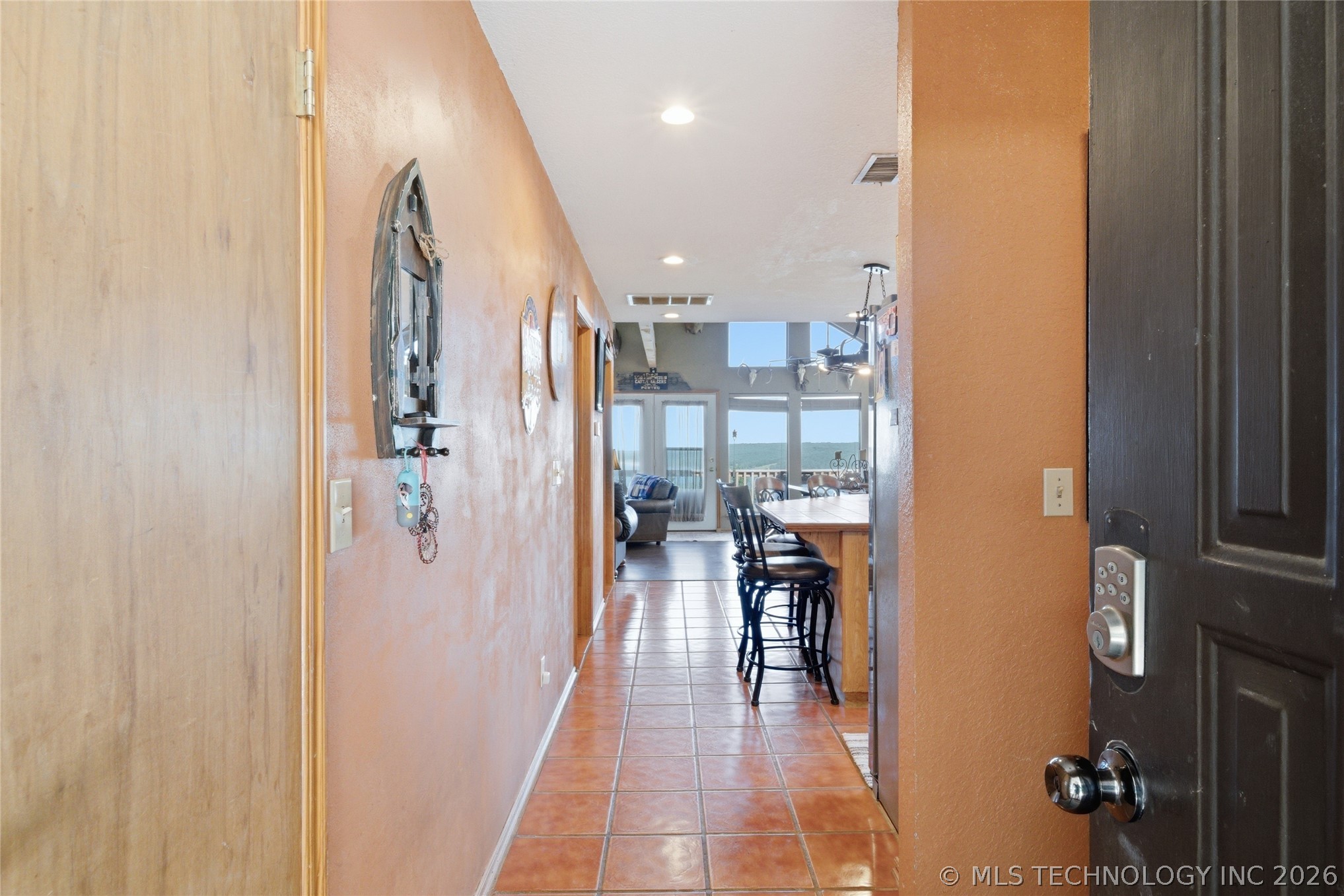 13198 Wells Drive Property Photo 7