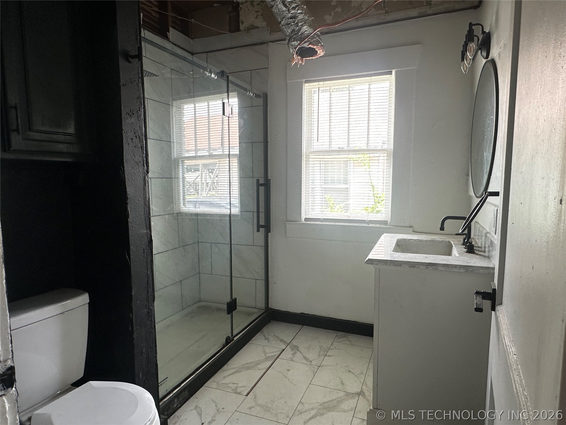 1126 E 4th Street Property Photo 11