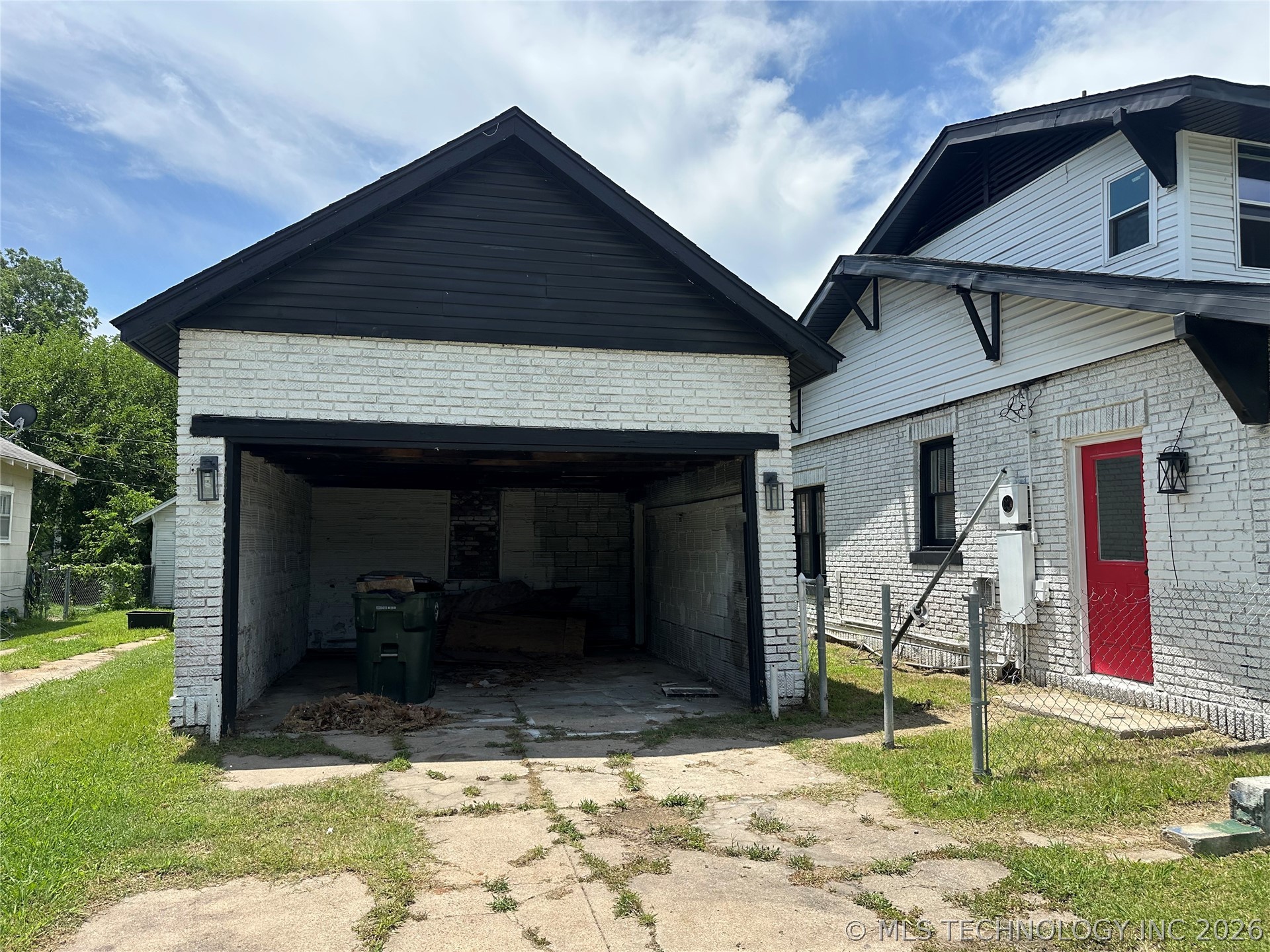 1126 E 4th Street Property Photo 18