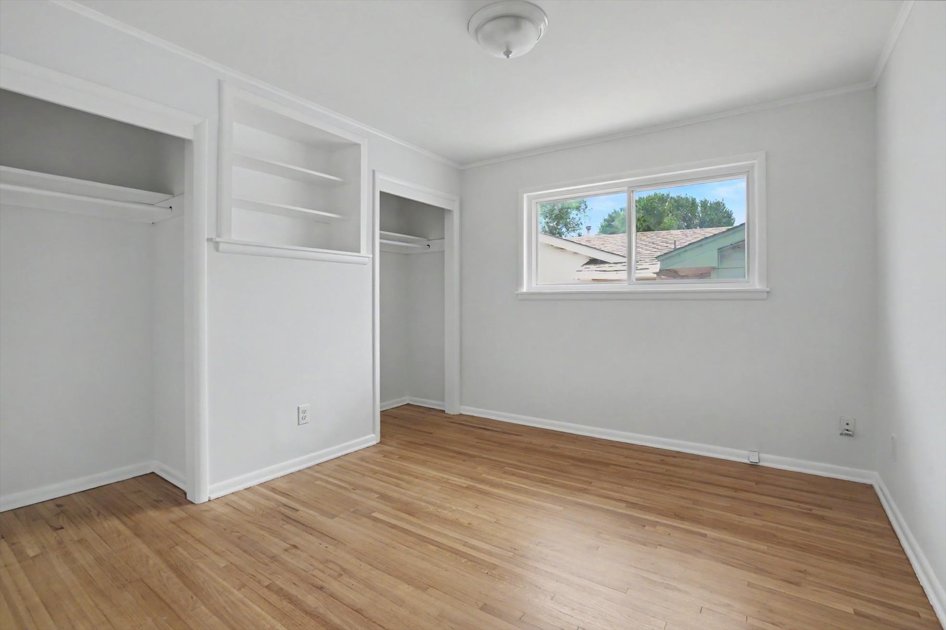 5929 E 26th Street Property Photo 16